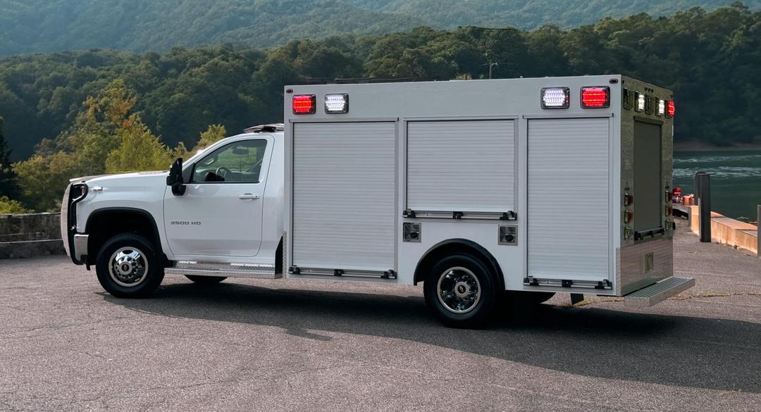 [NEW] 2024 Workhorse Light Rescue Truck Chevy Gas 4×4