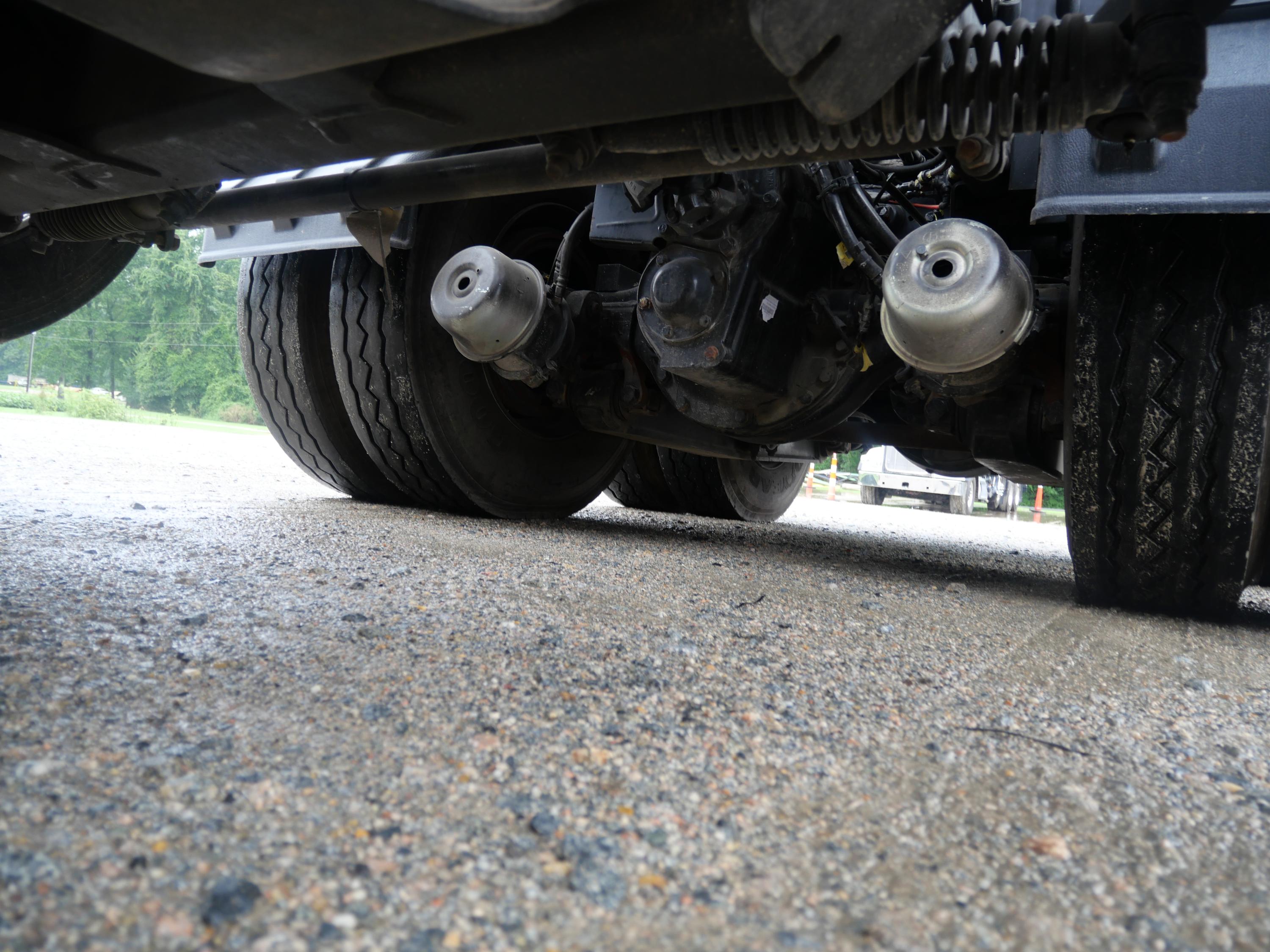 2021 Peterbilt Hydrovac - image 15