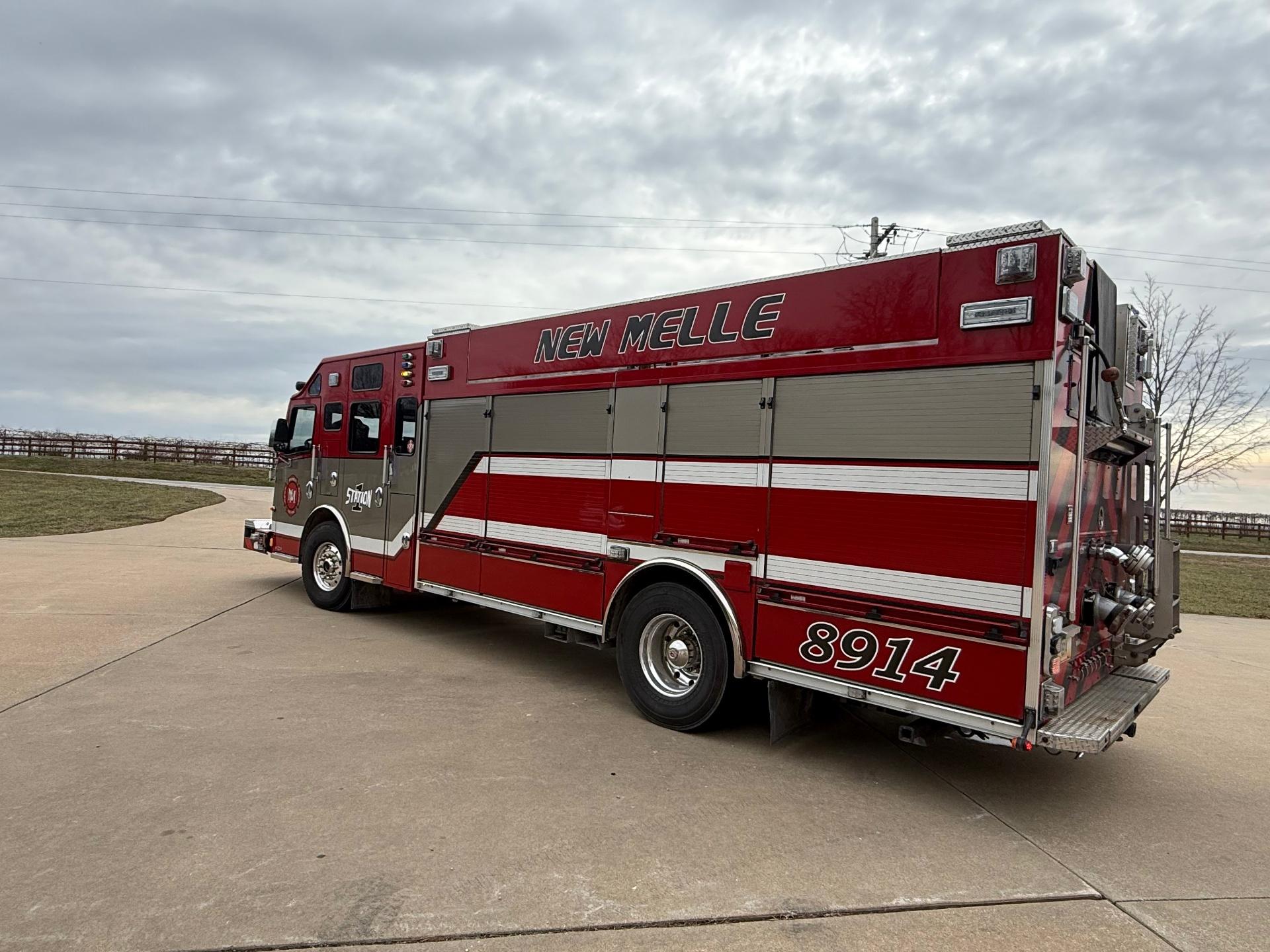 2018 Rosenbauer Commander Rescue Pumper - image 32