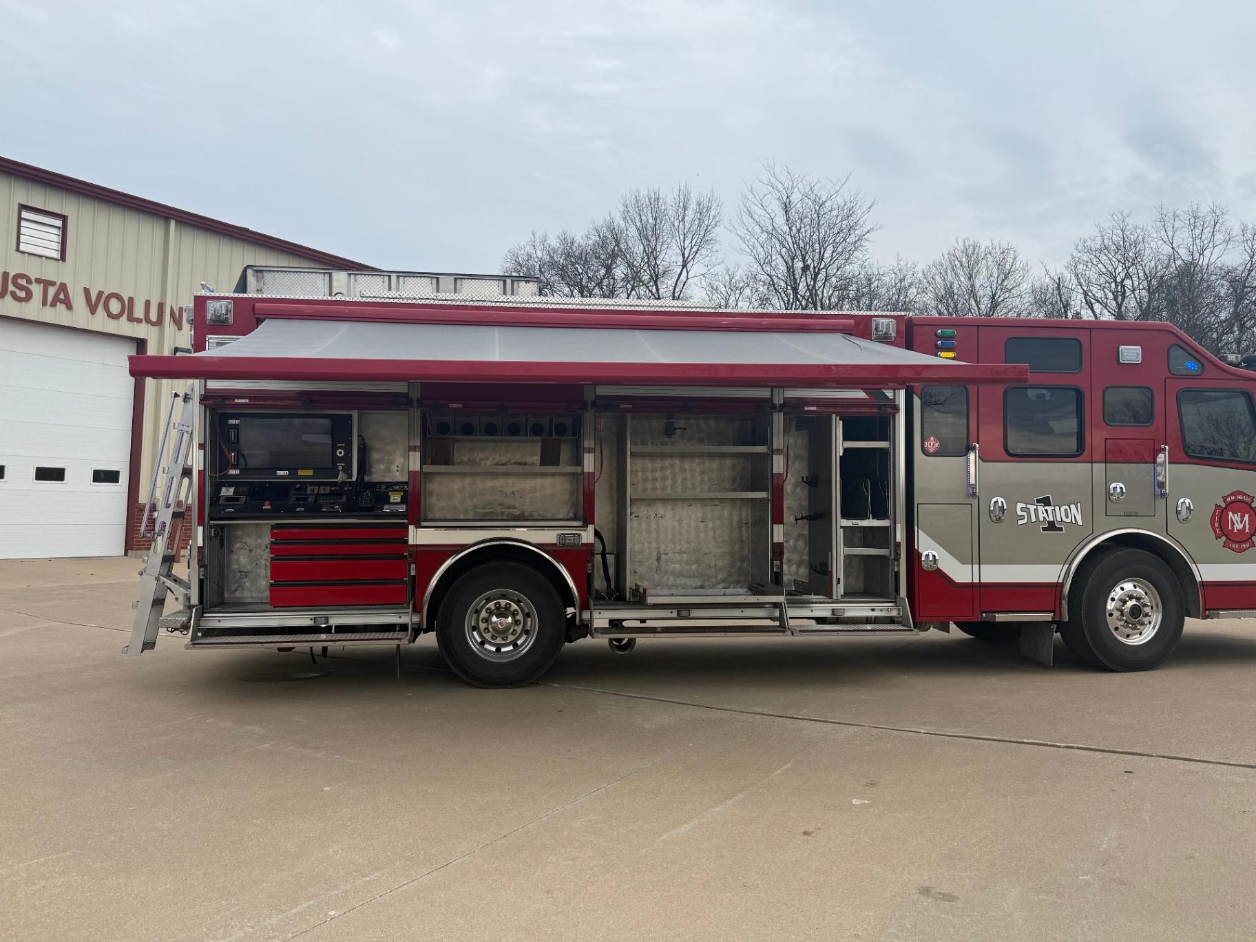 2018 Rosenbauer Commander Rescue Pumper - image 86