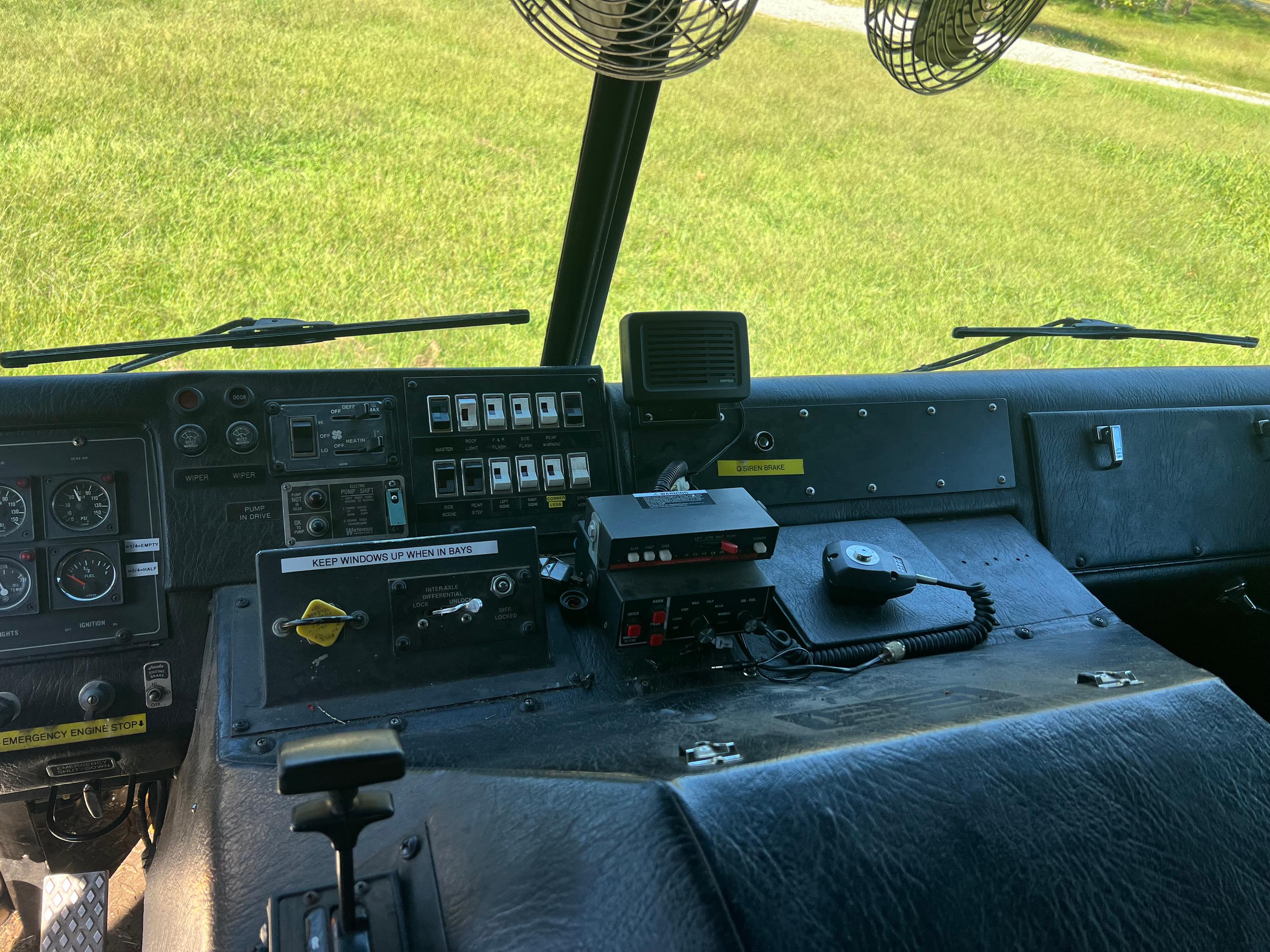 1987 4 Guys Pierce Pumper Tanker - image 7