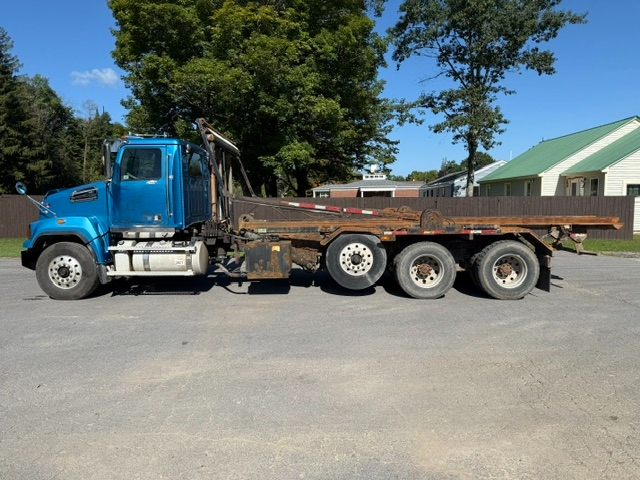 2019 Western Star Galfab Roll-Off - image 5