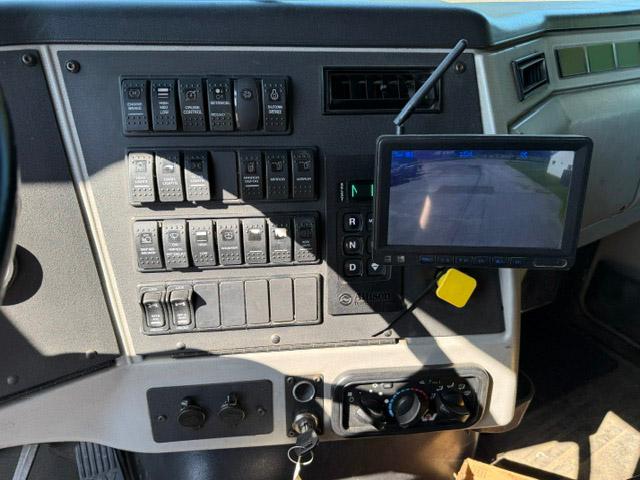2020 Western Star Pak-Mor Rear Loader - image 5