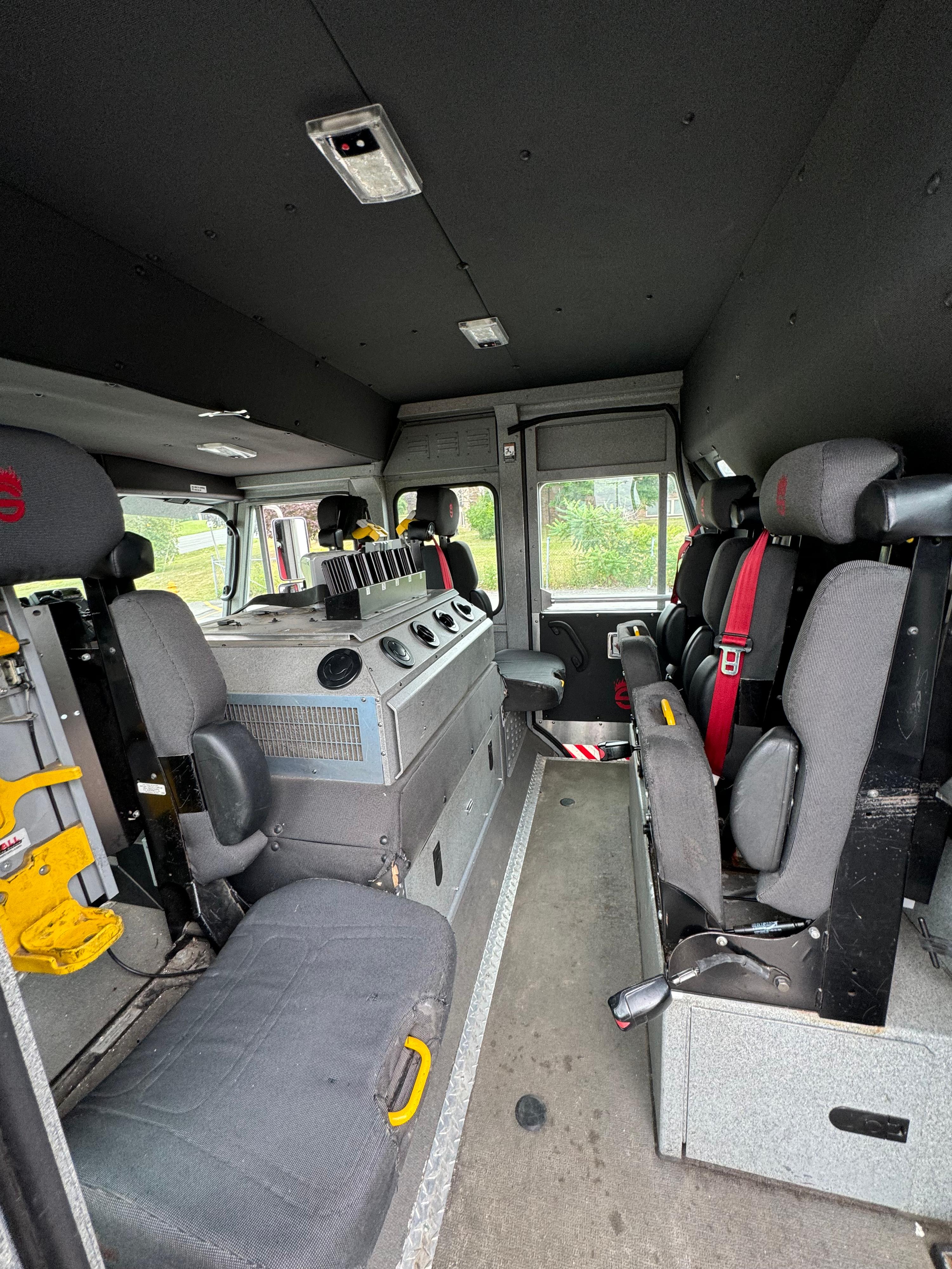 2009 Sutphen SL75 Quint - image 10