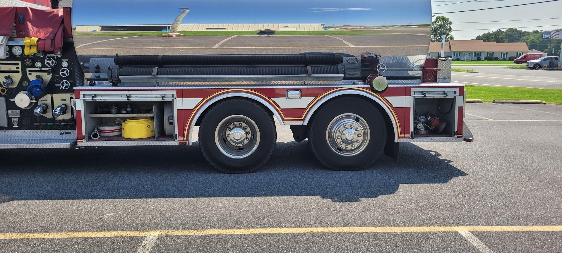 1995 Simon-Duplex Spartan Pumper Tanker - image 3