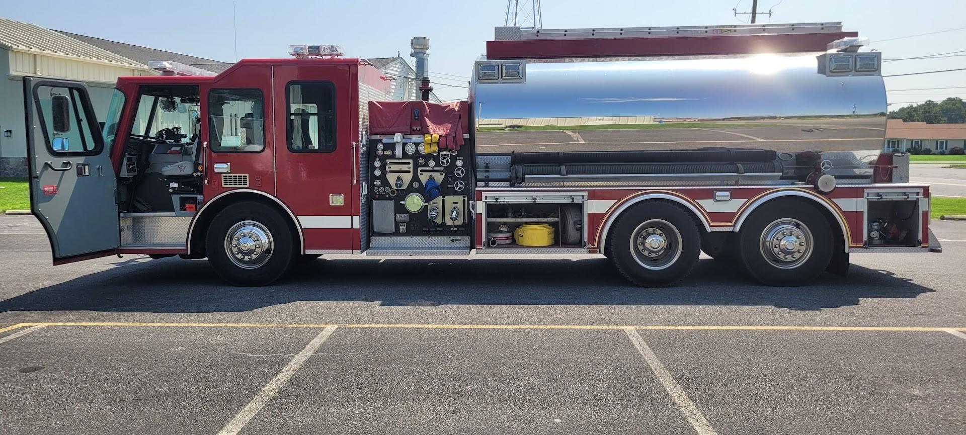 1995 Simon-Duplex Spartan Pumper Tanker - image 2