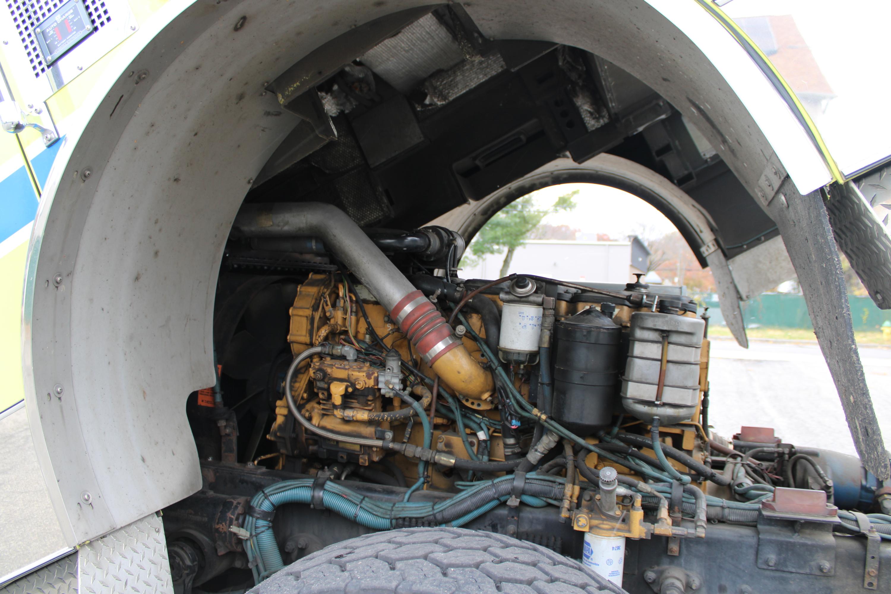 2003 KME AerialCat 100' Quint - image 36