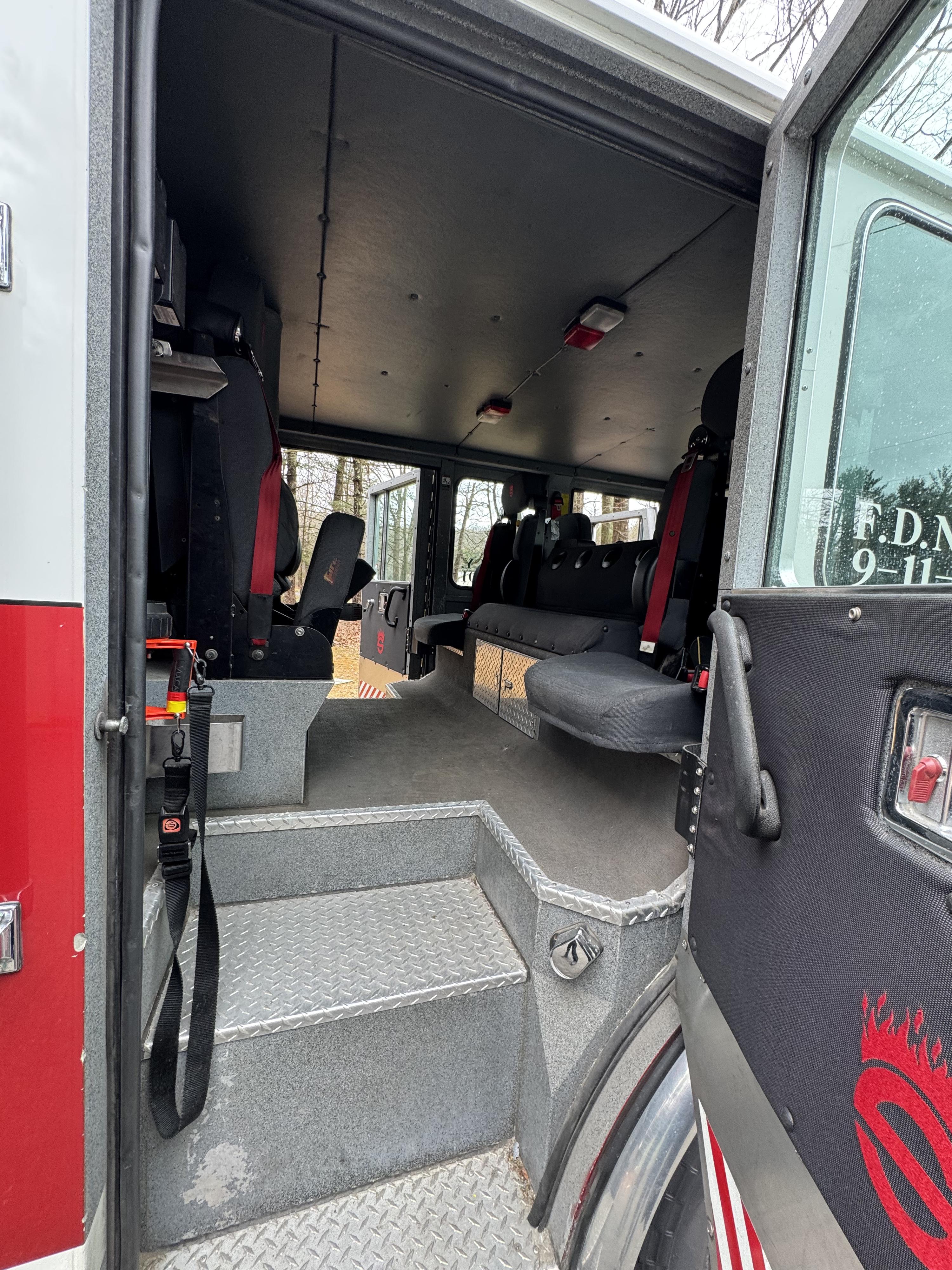 2007 Sutphen Rescue/Pumper - image 25