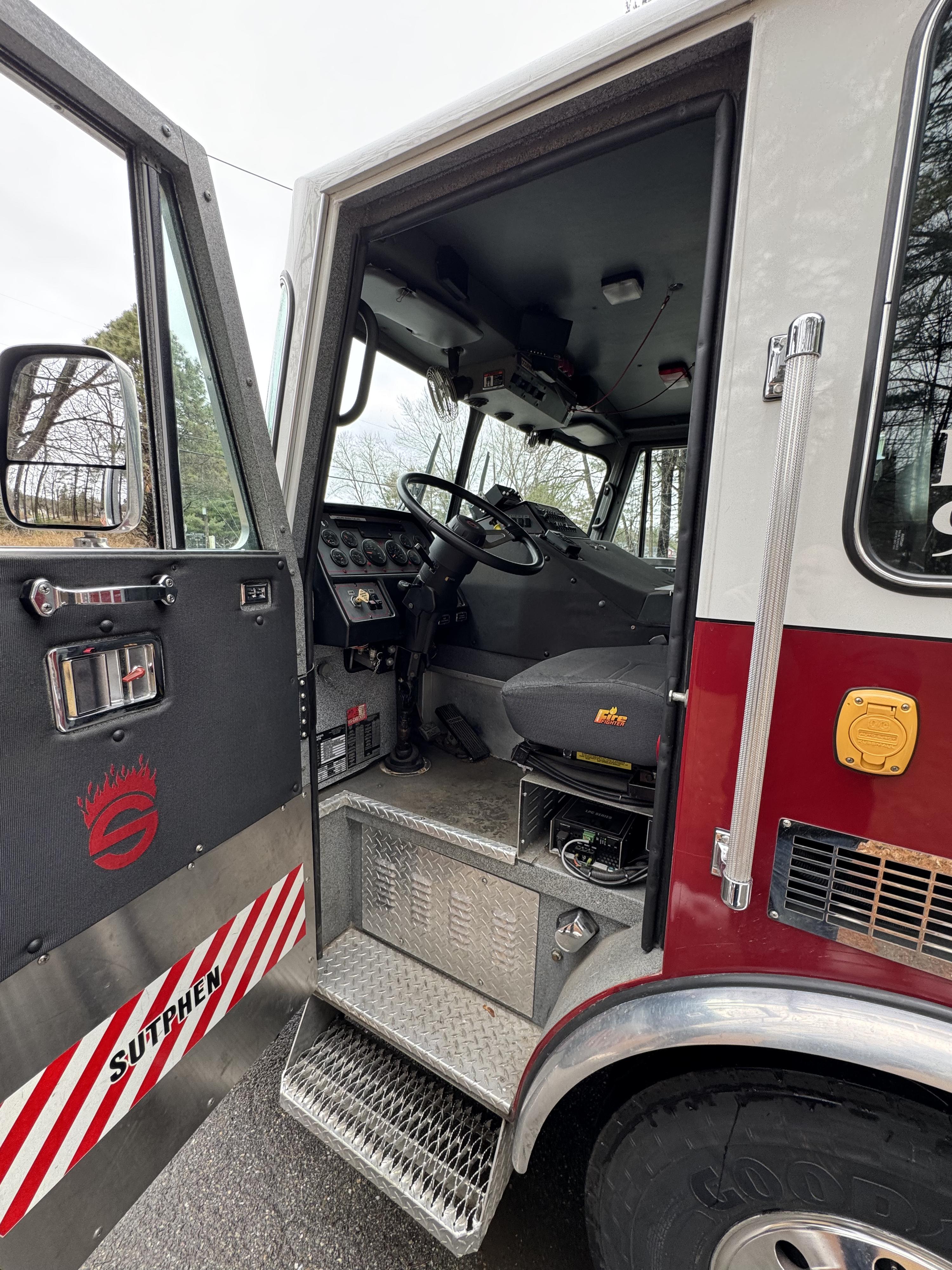 2007 Sutphen Rescue/Pumper - image 15