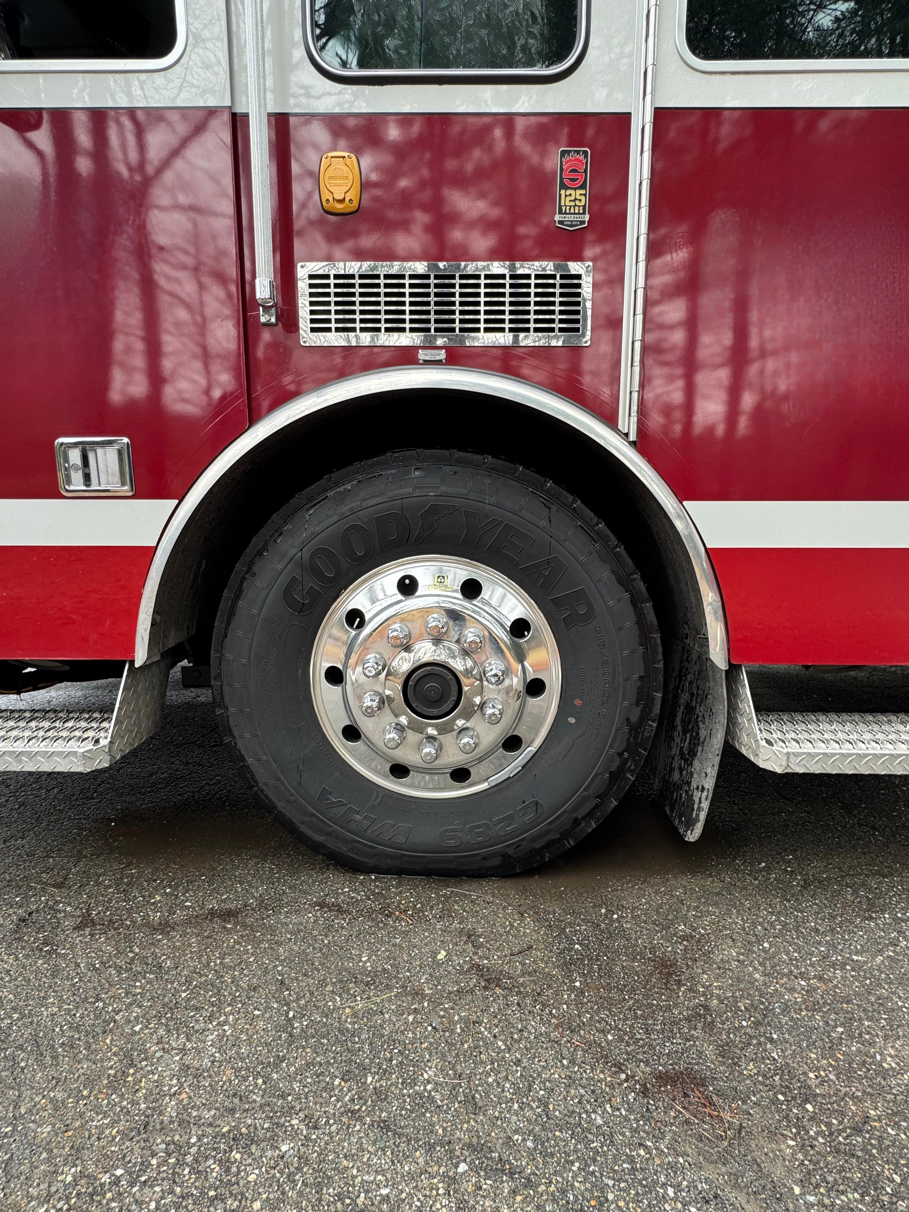 2007 Sutphen Rescue/Pumper - image 12
