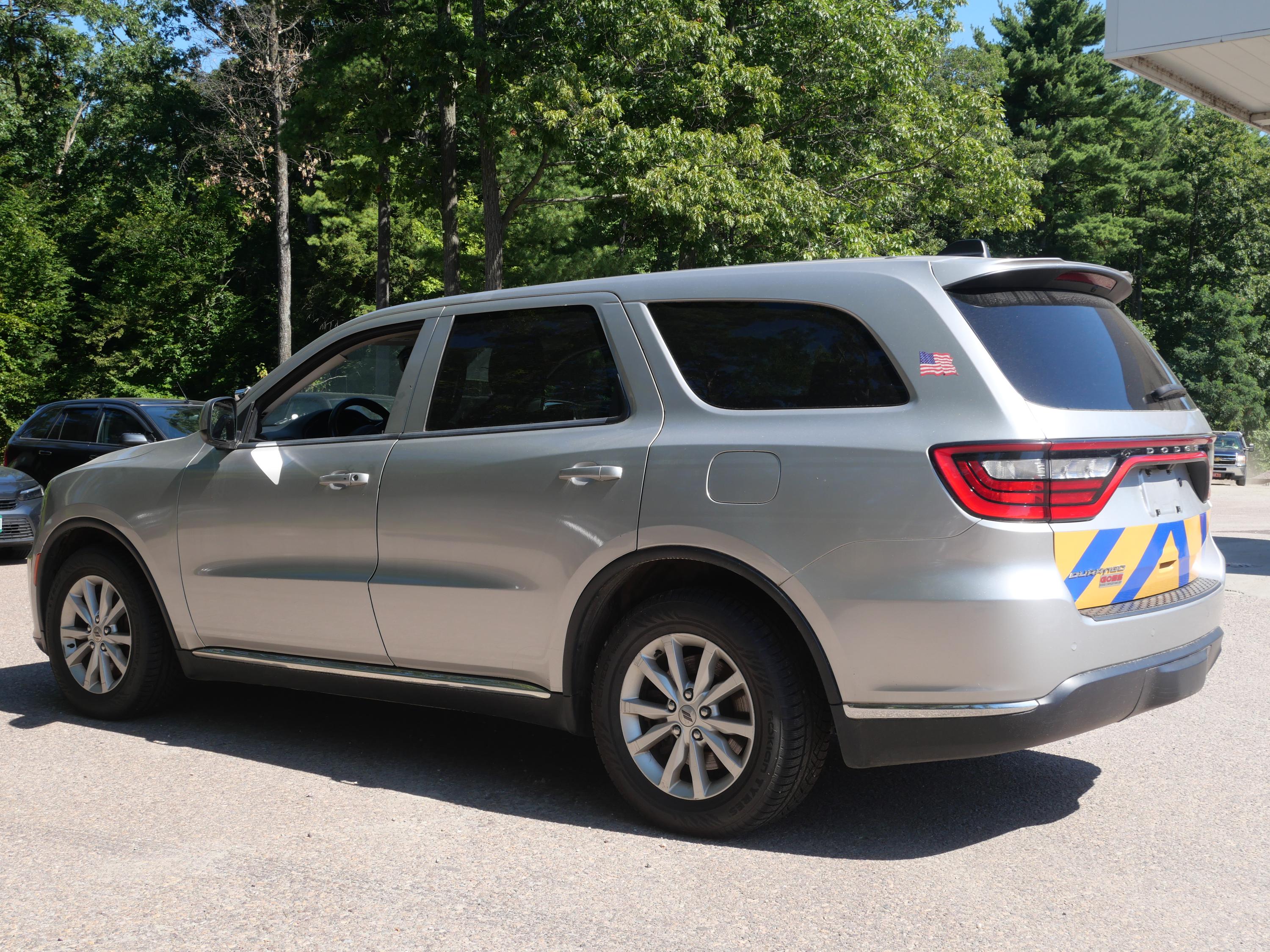 2022 Dodge Durango AWD - image 3