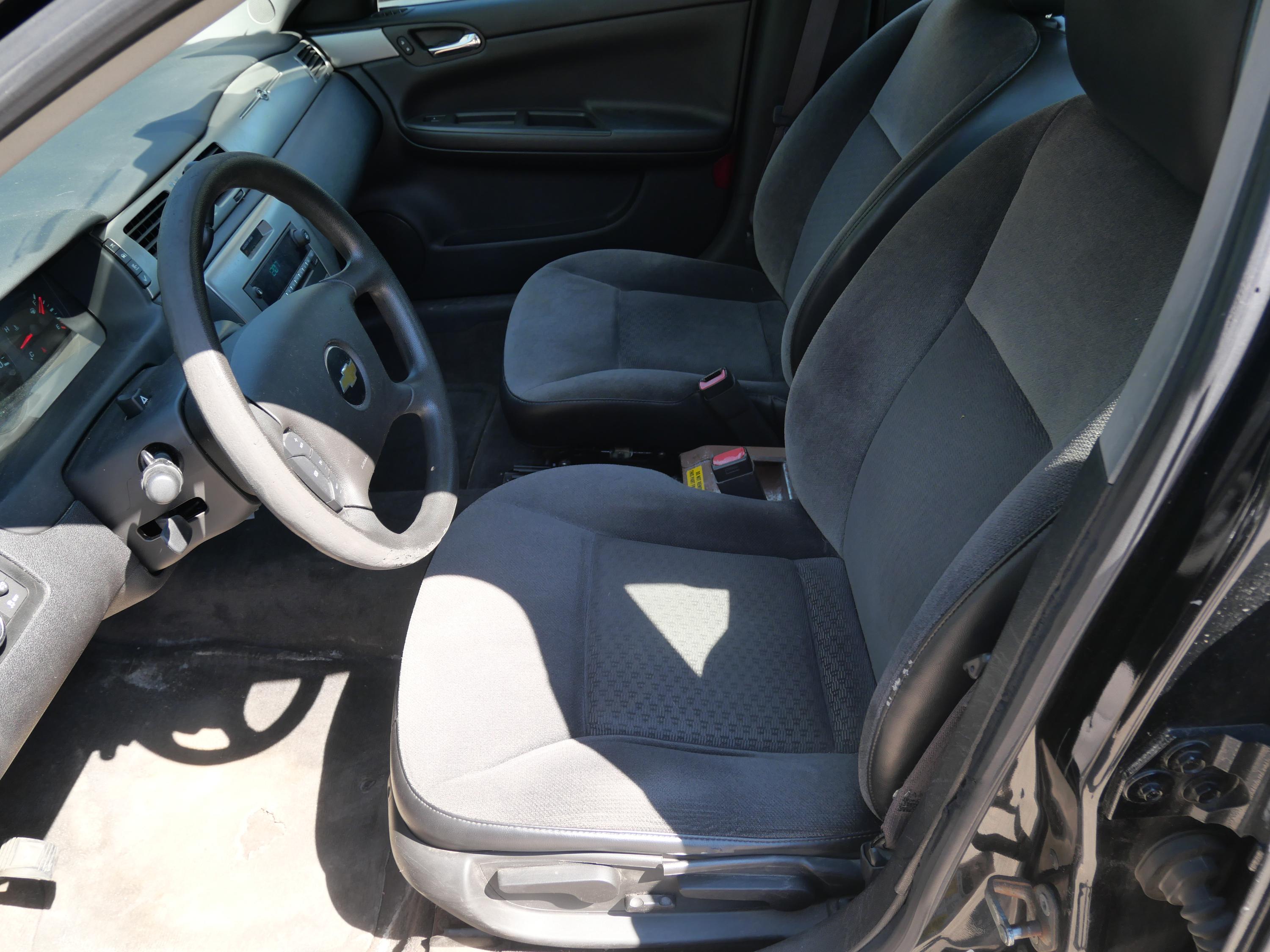 2015 Chevrolet Impala - image 17