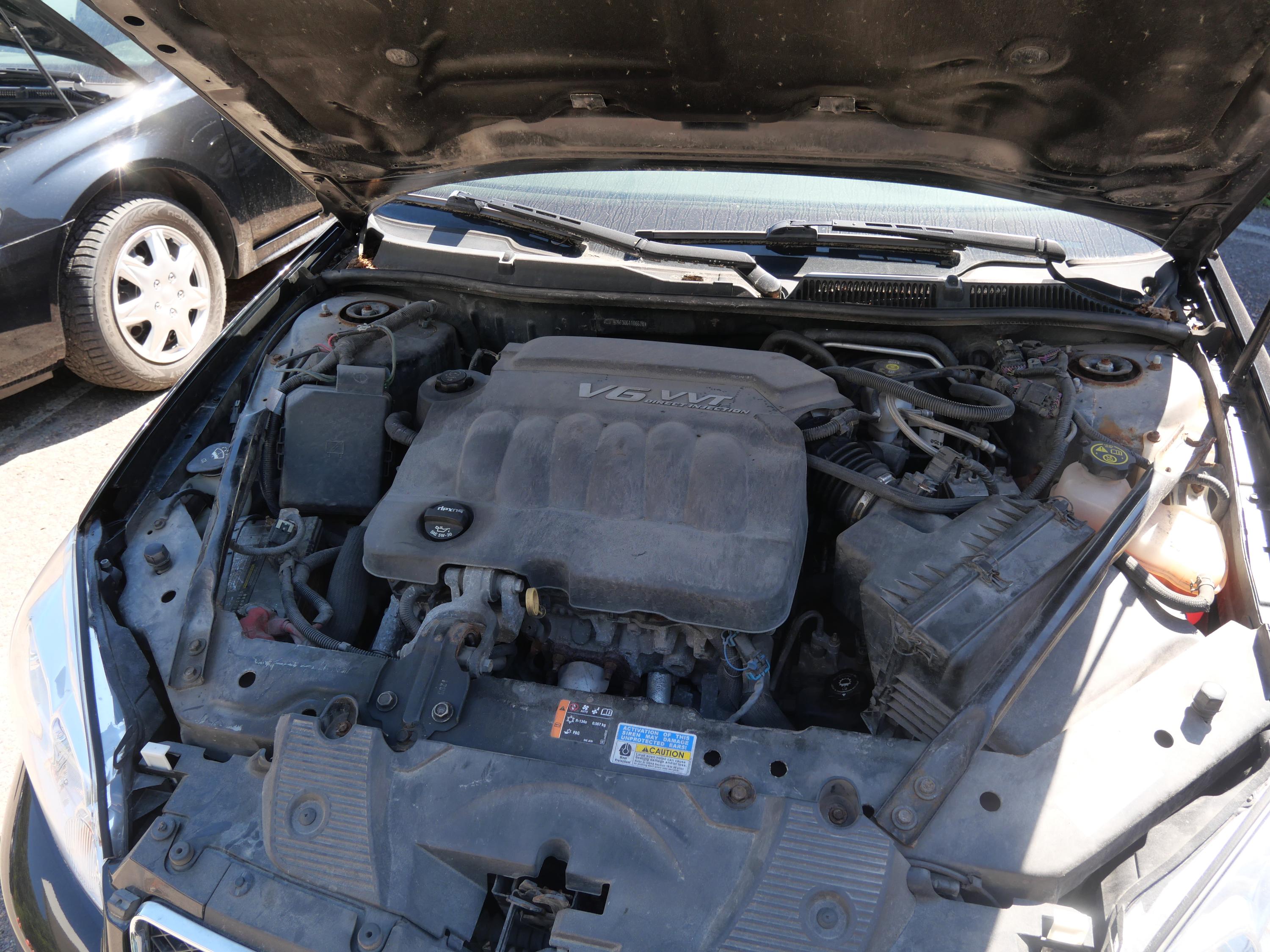 2015 Chevrolet Impala - image 12