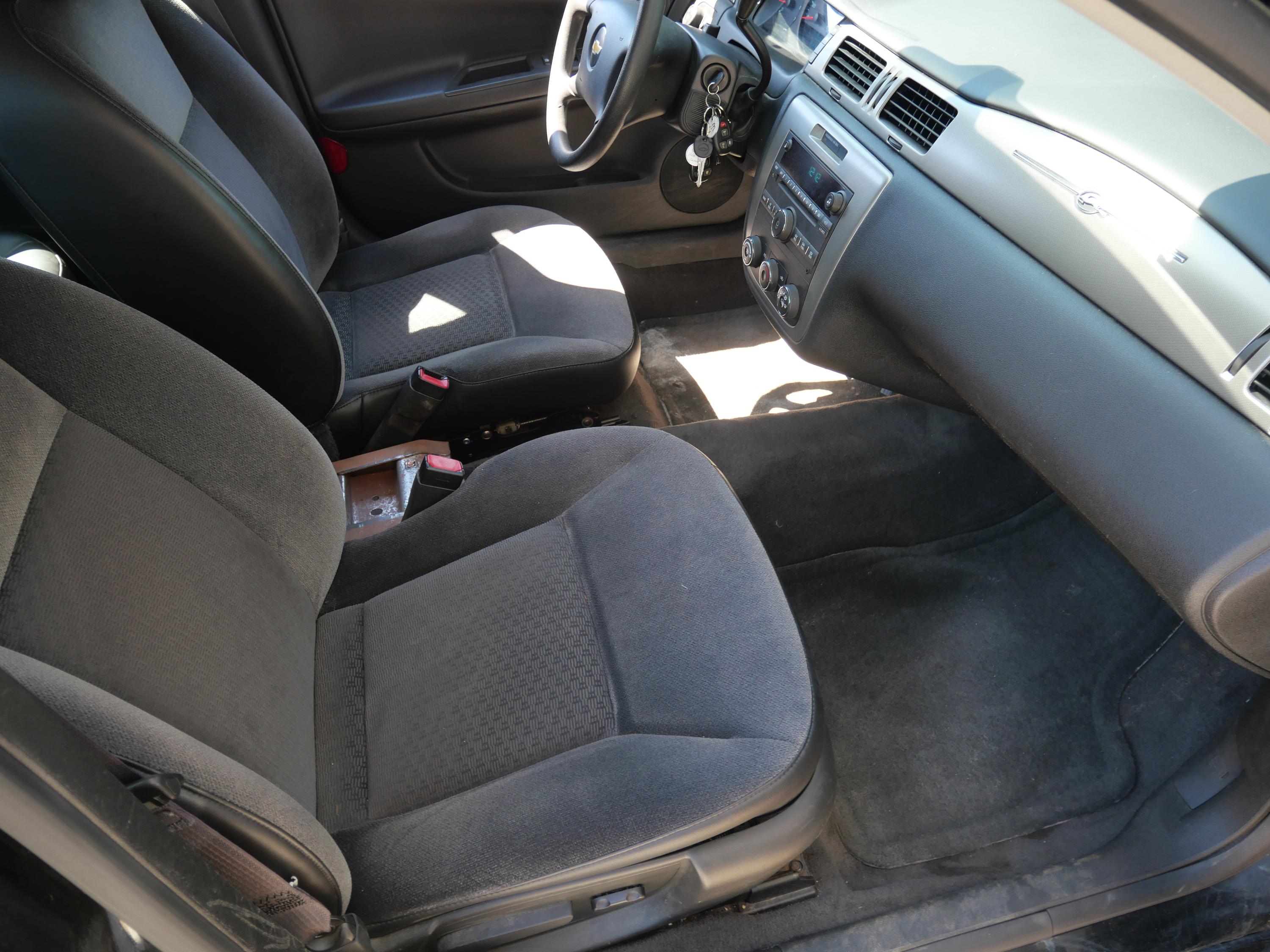 2015 Chevrolet Impala - image 29