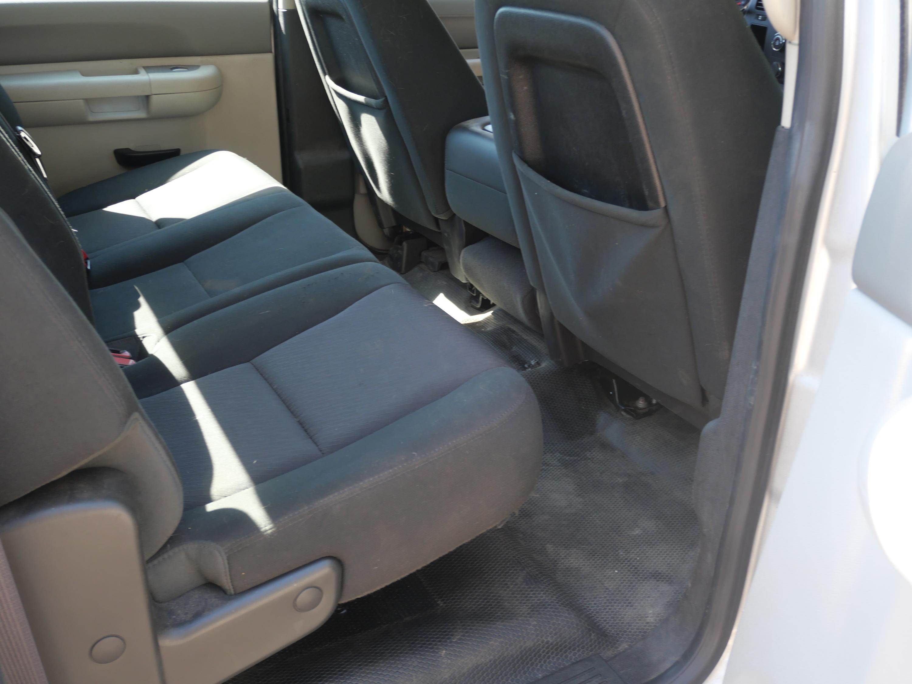 2013 Chevrolet Silverado 2500 4WD - image 37