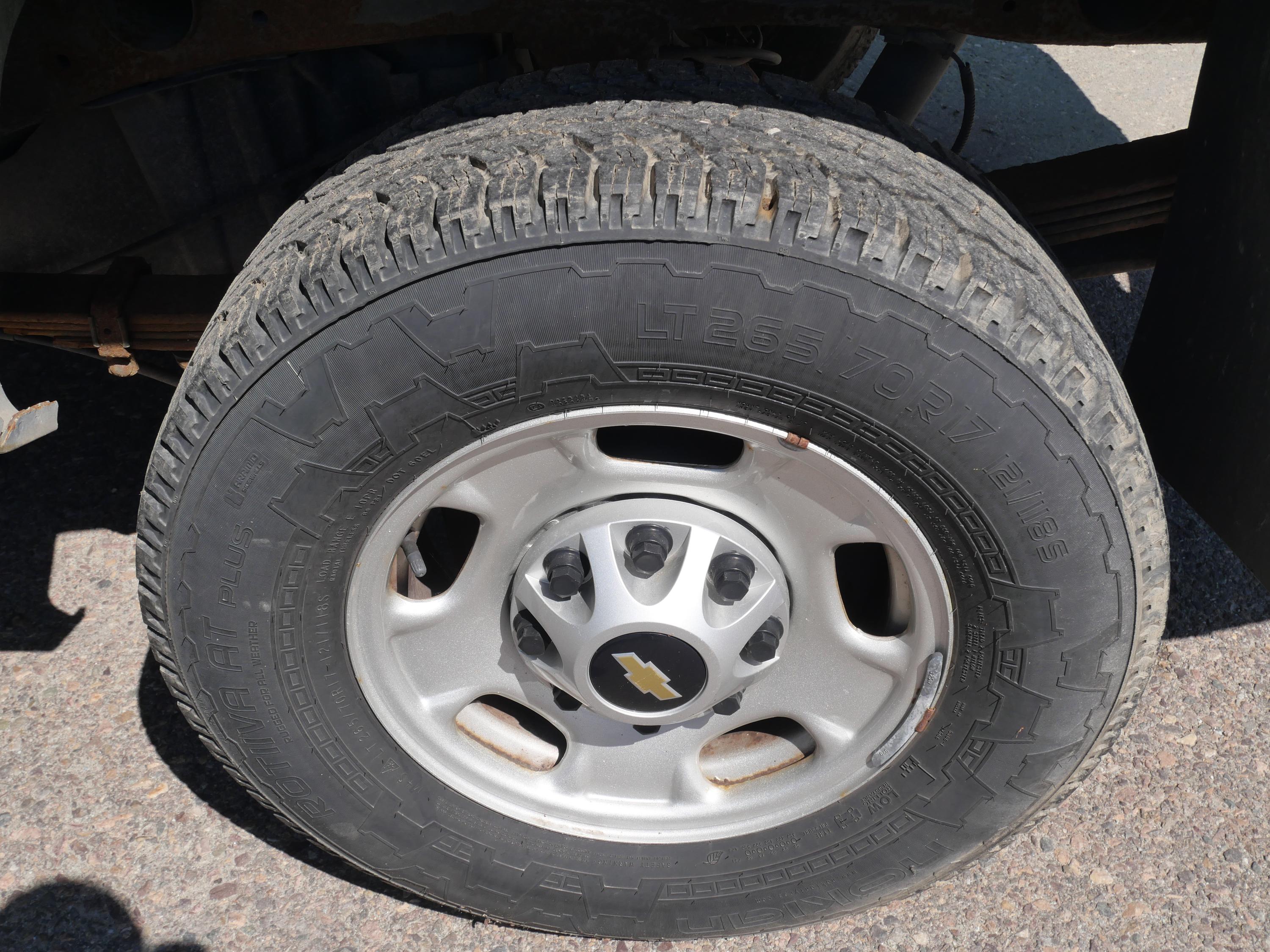 2013 Chevrolet Silverado 2500 4WD - image 15