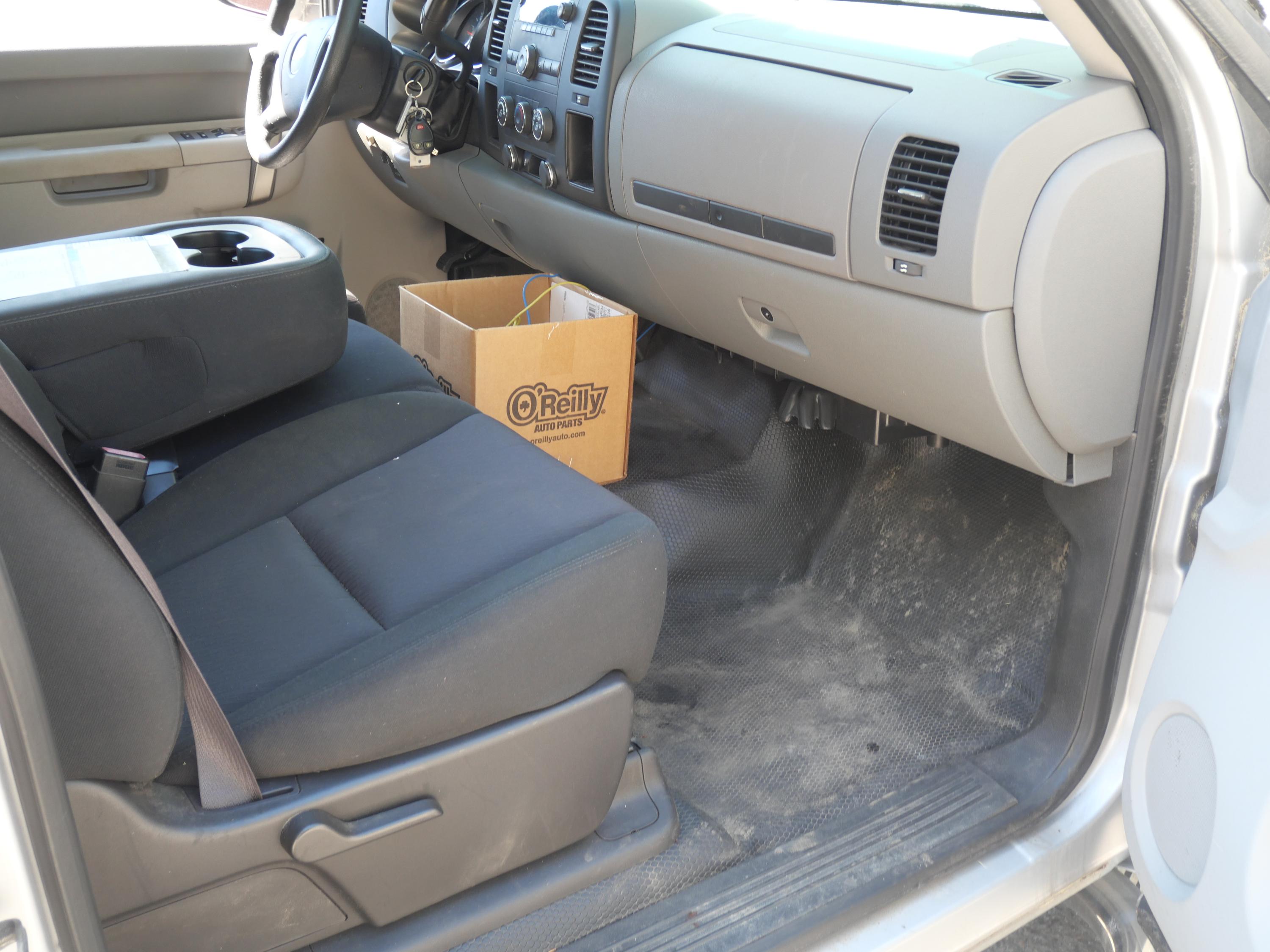 2013 Chevrolet Silverado 2500 4WD - image 39