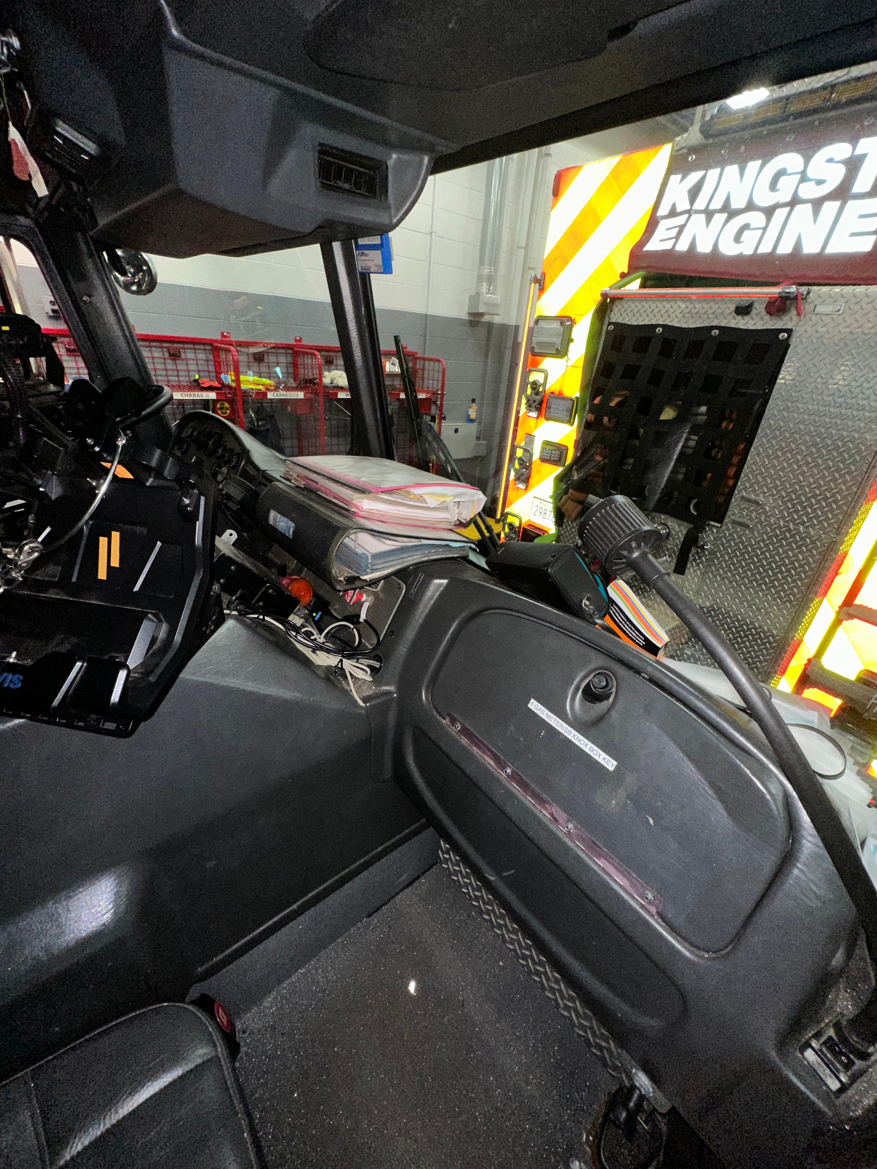 2002 KME Excel Engine, including equipment - image 37