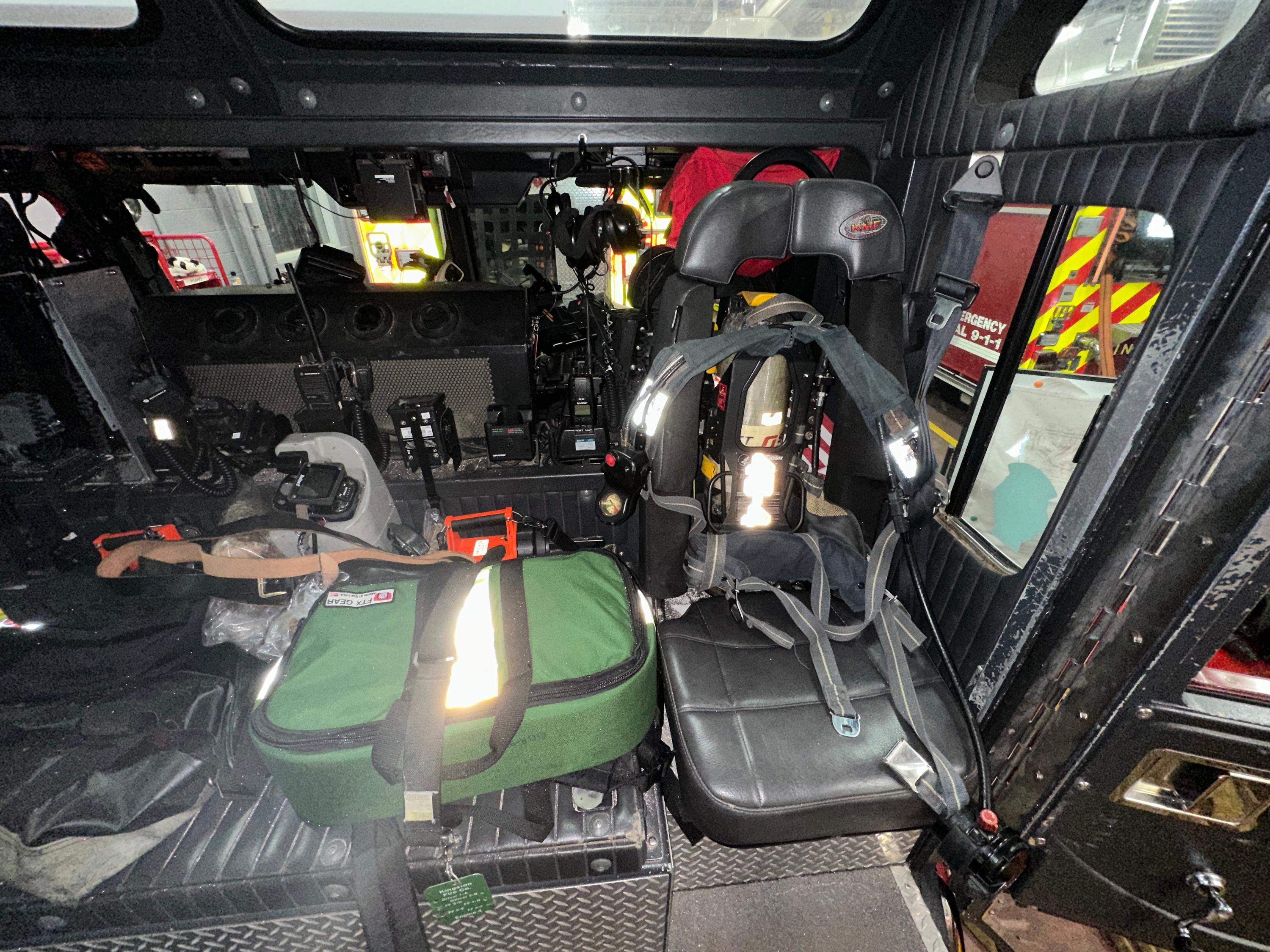 2002 KME Excel Engine, including equipment - image 23