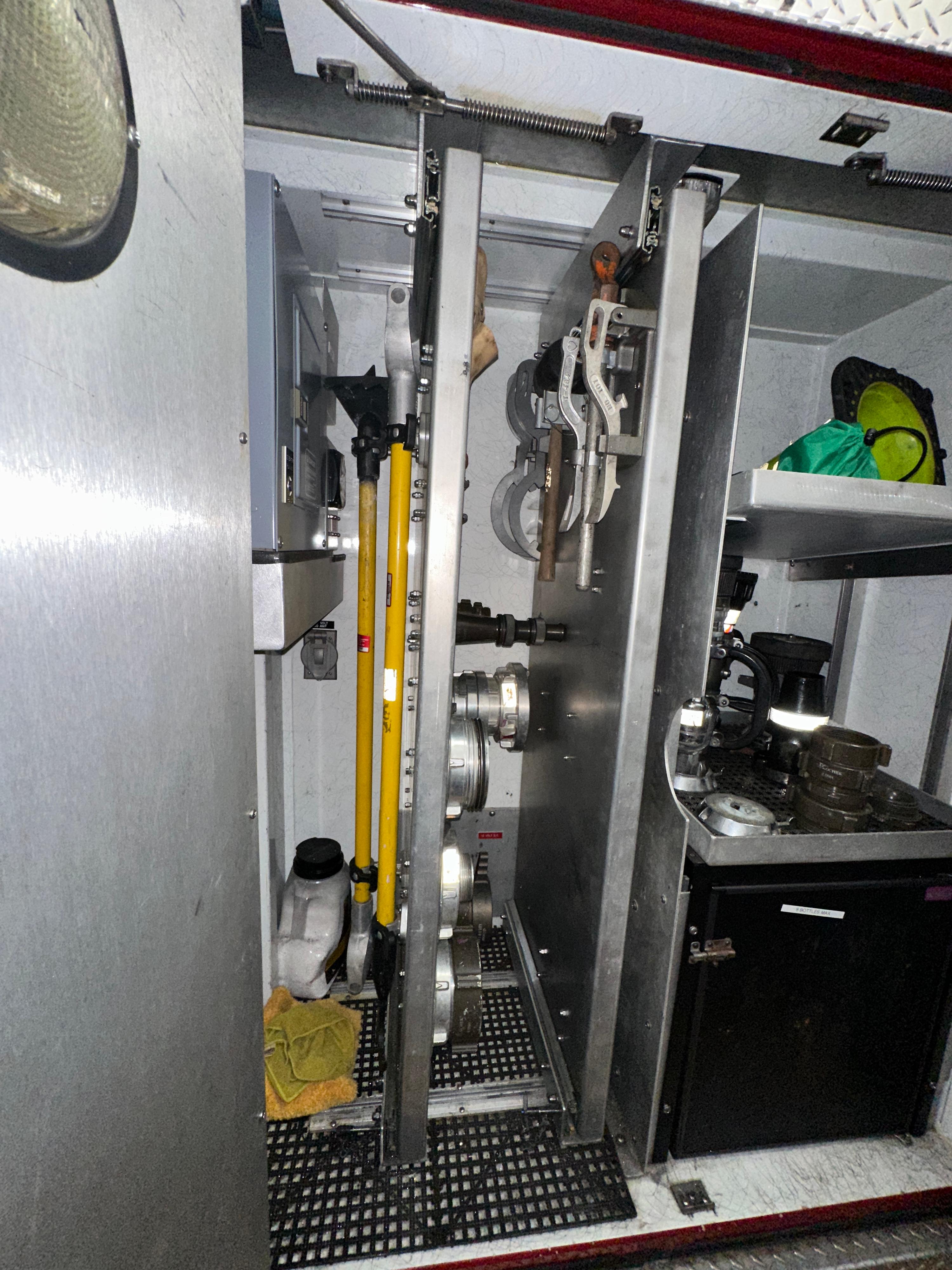 2002 KME Excel Engine, including equipment - image 54