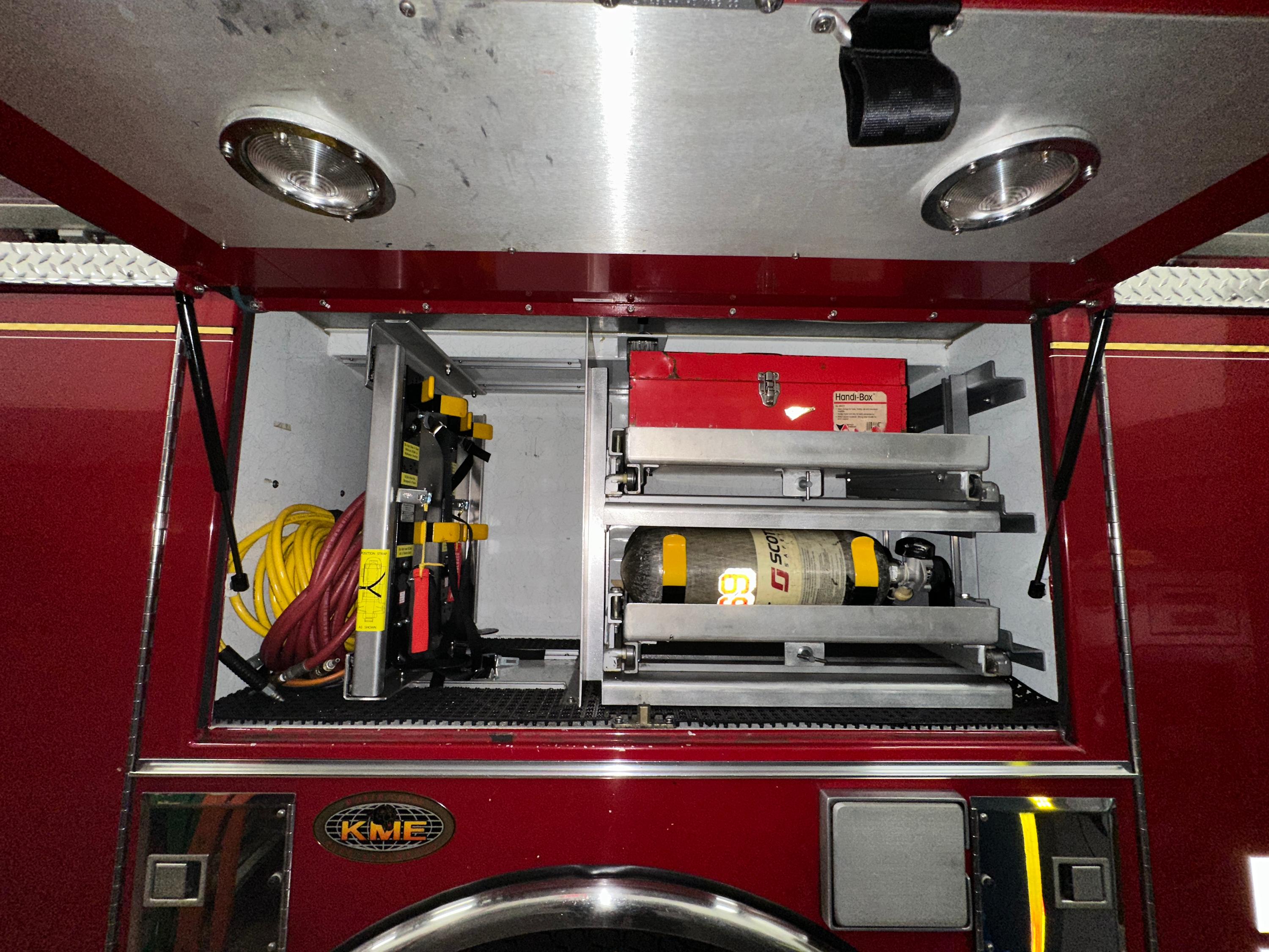 2002 KME Excel Engine, including equipment - image 60