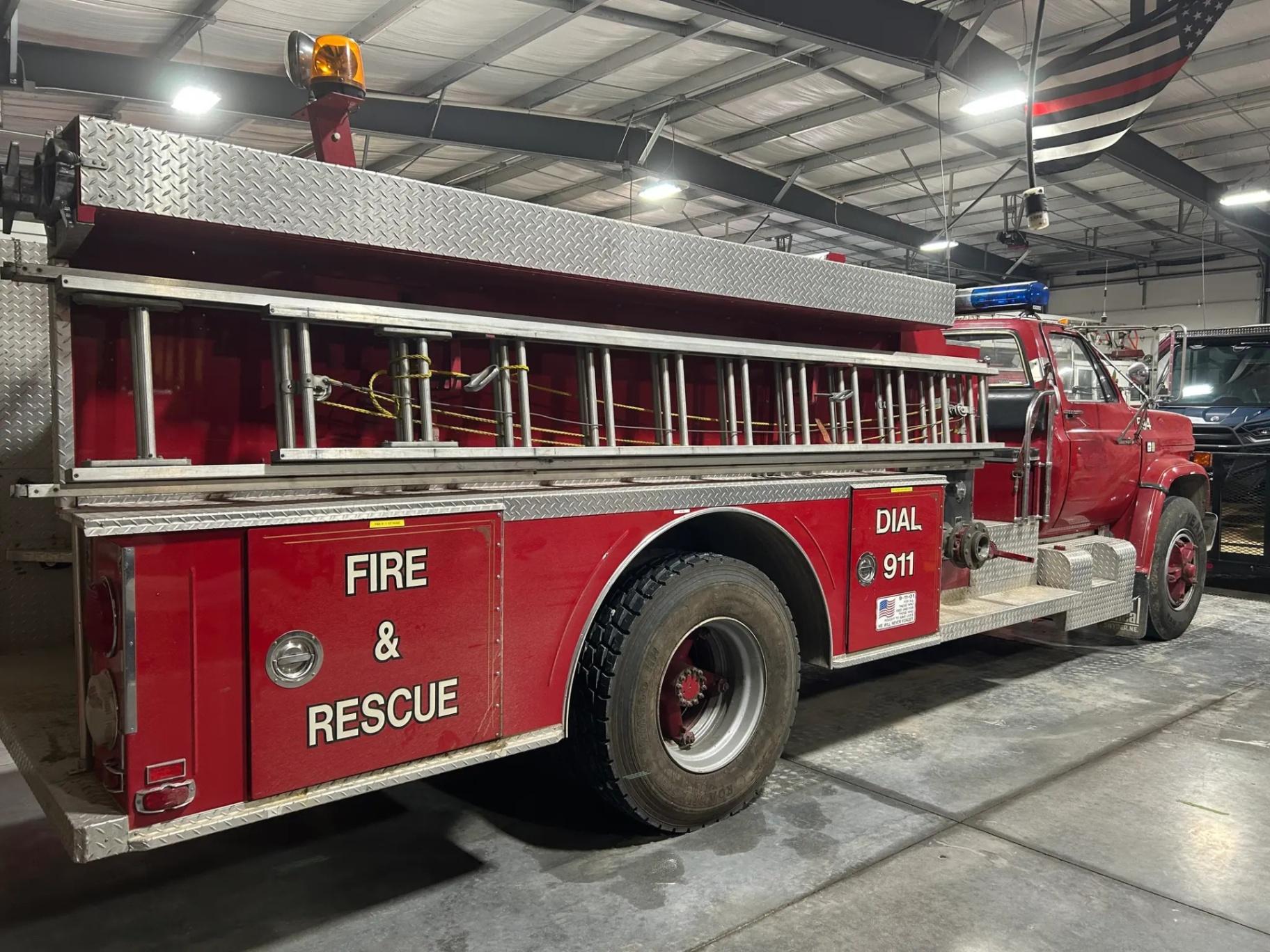 1984 Chevrolet Smeal Pumper - image 9