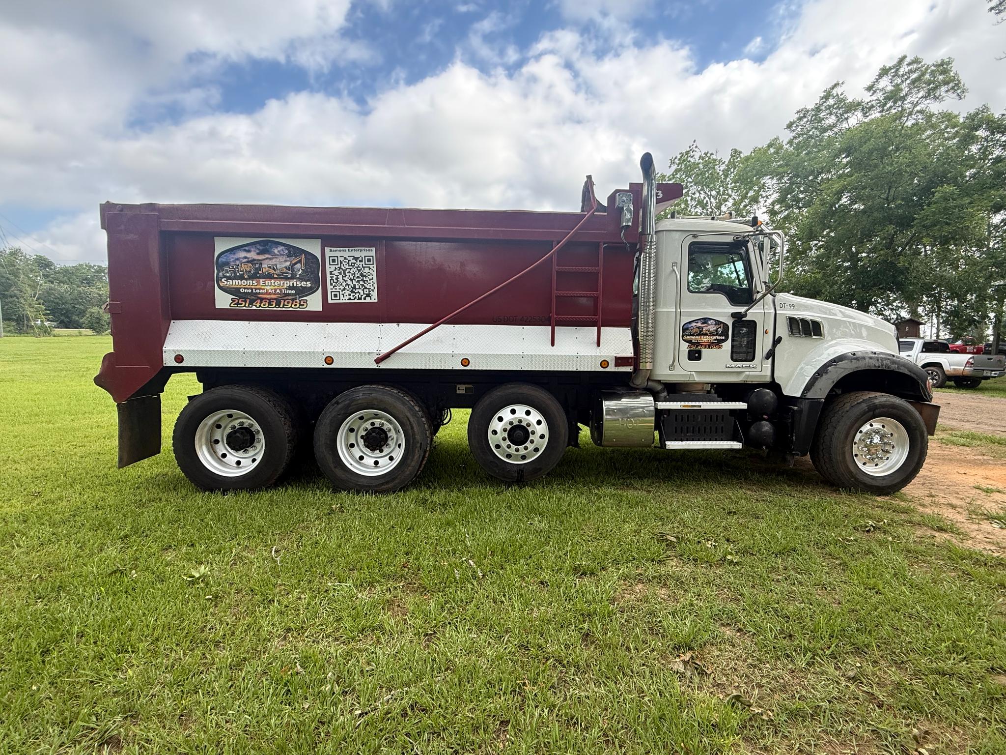 2014 Mack GU713 Dump Truck - image 3