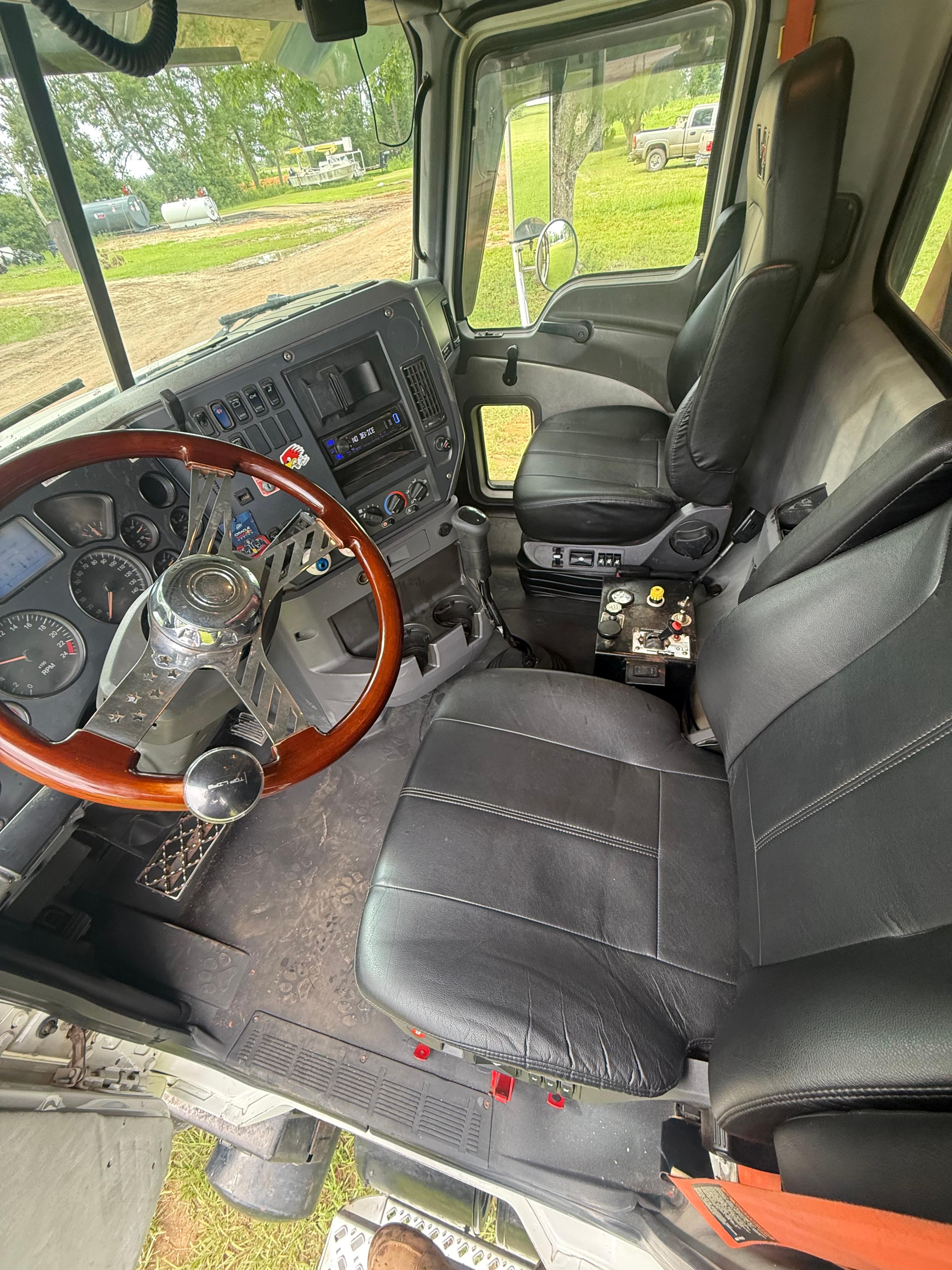 2014 Mack GU713 Dump Truck - image 5