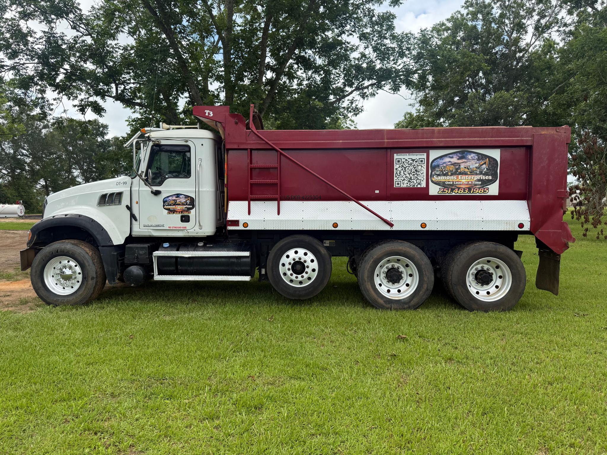 2014 Mack GU713 Dump Truck - image 1