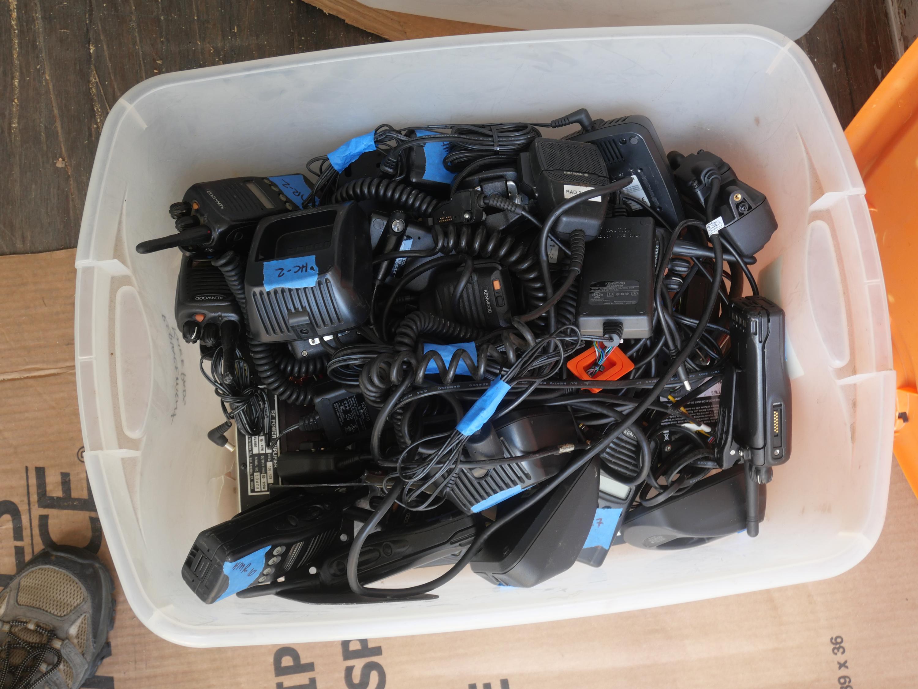 13 Kenwood Handhelds & 1ht 1000 + assorted parts - image 1