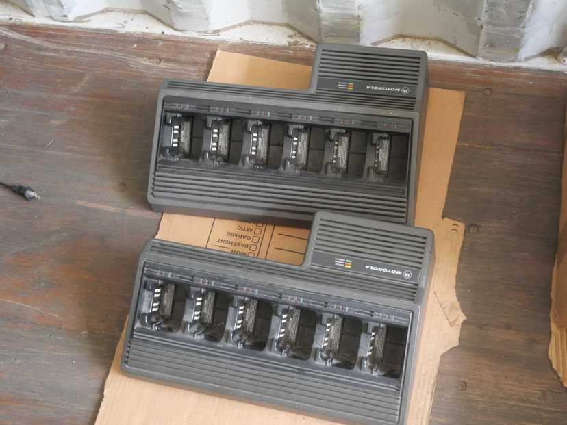 Motorola Bank Chargers (2)