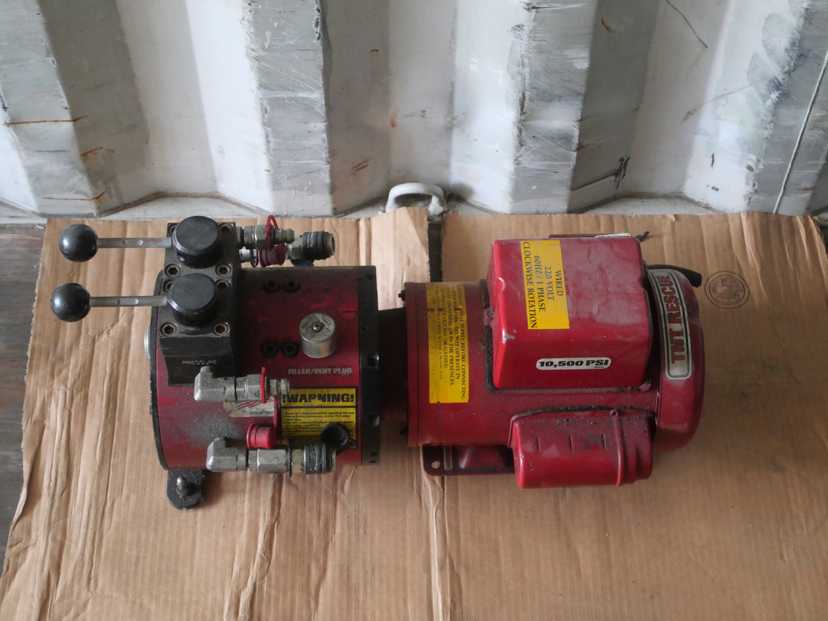 TNT Electric Simopump