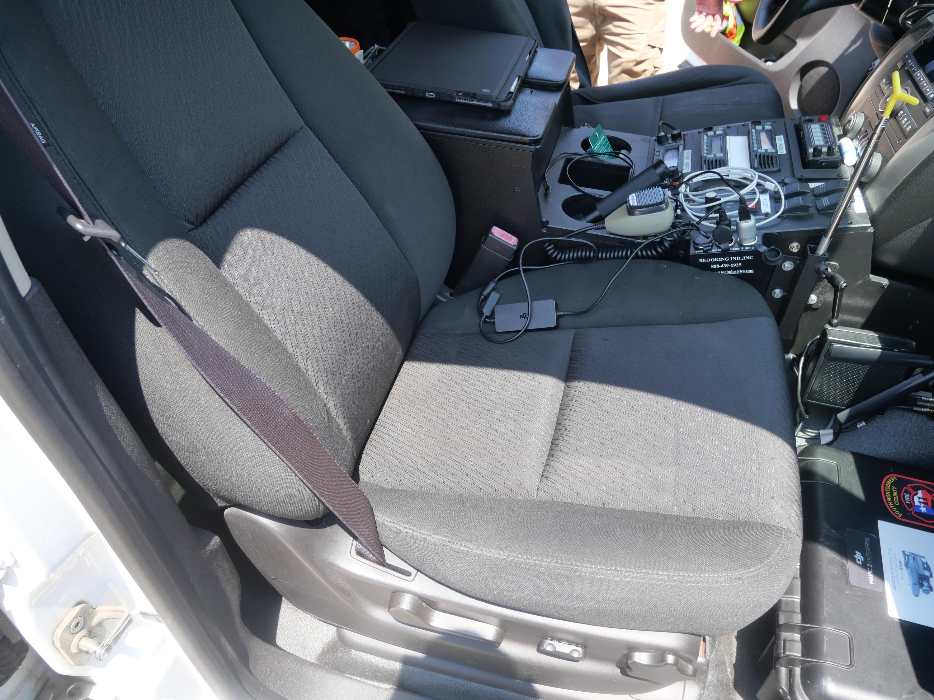 2012 Chevrolet Tahoe Command Unit - image 12