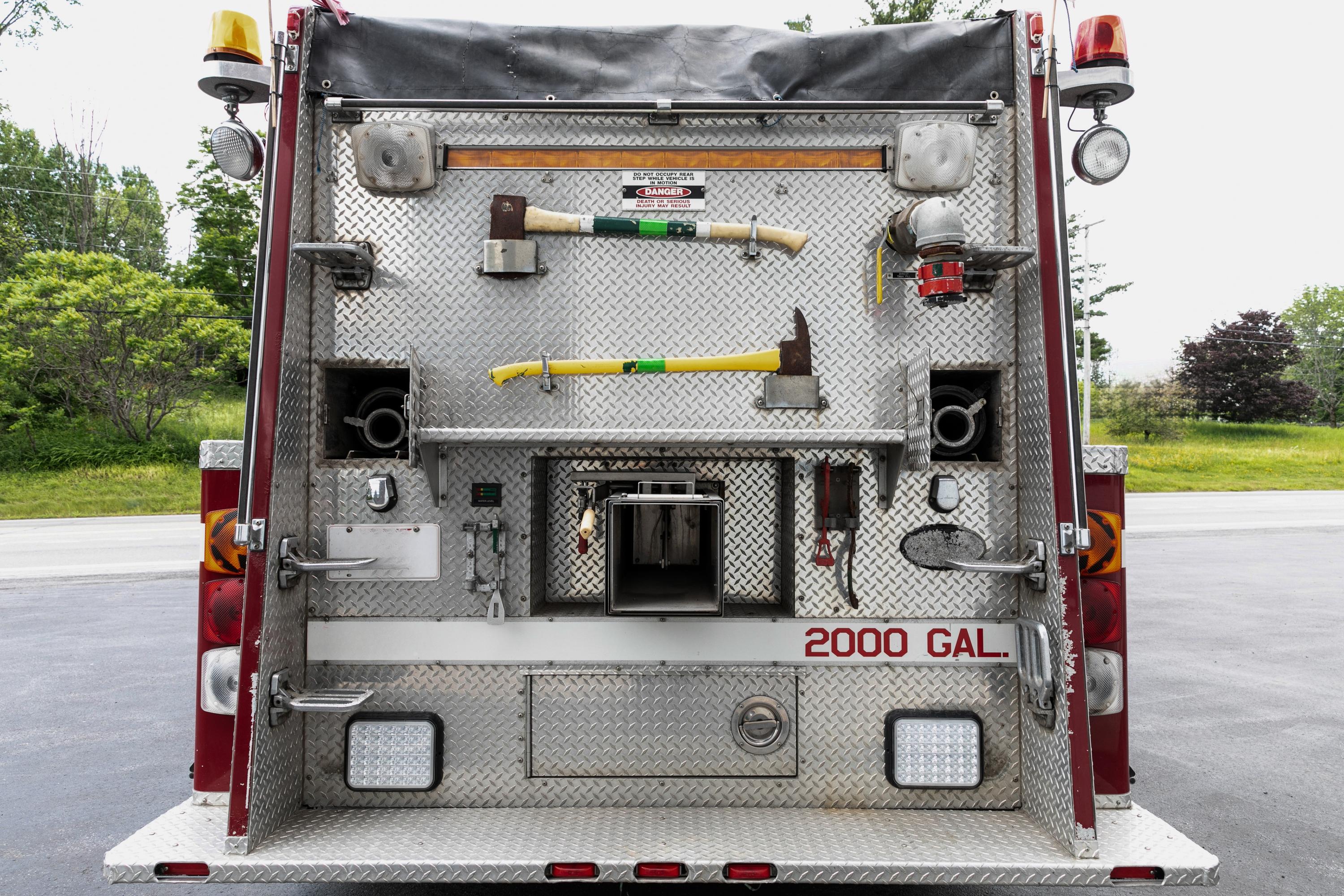 2001 KME Kenworth Pumper Tanker - image 11