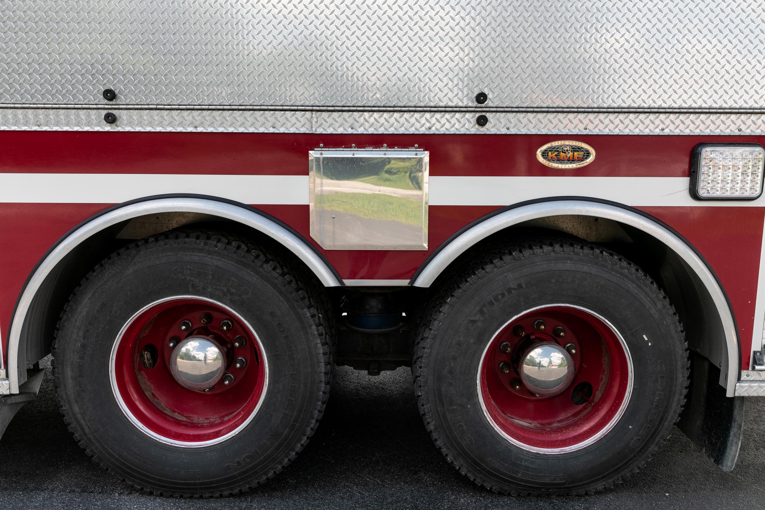 2001 KME Kenworth Pumper Tanker - image 40