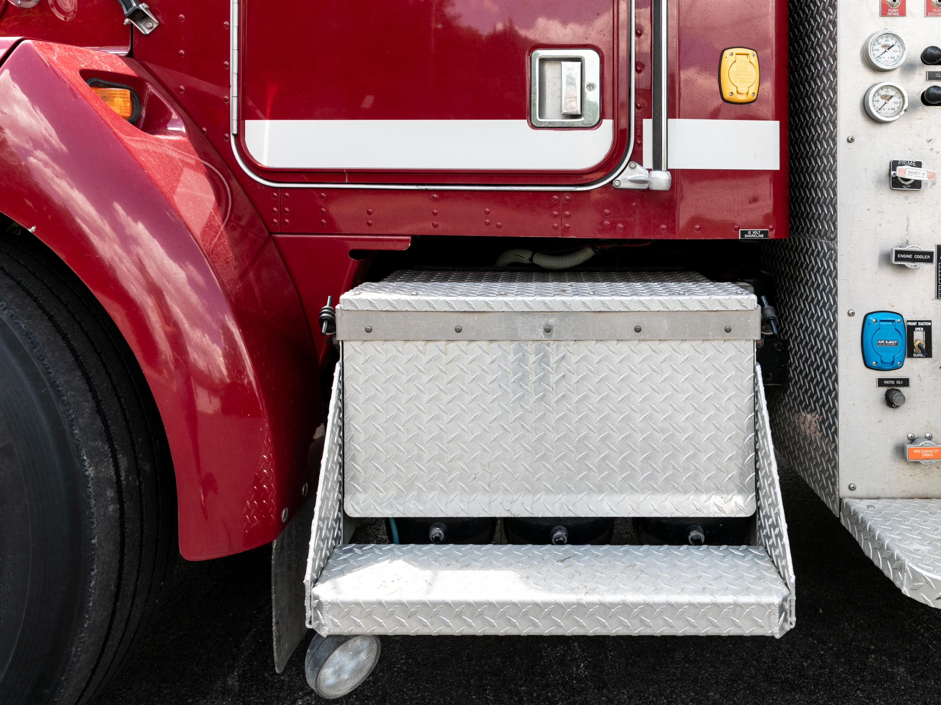 2001 KME Kenworth Pumper Tanker - image 49