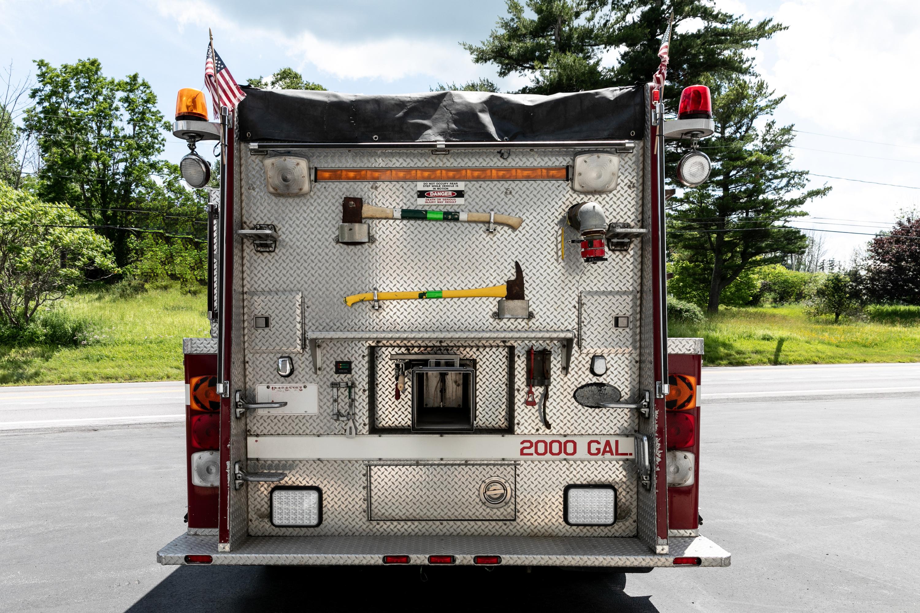 2001 KME Kenworth Pumper Tanker - image 8