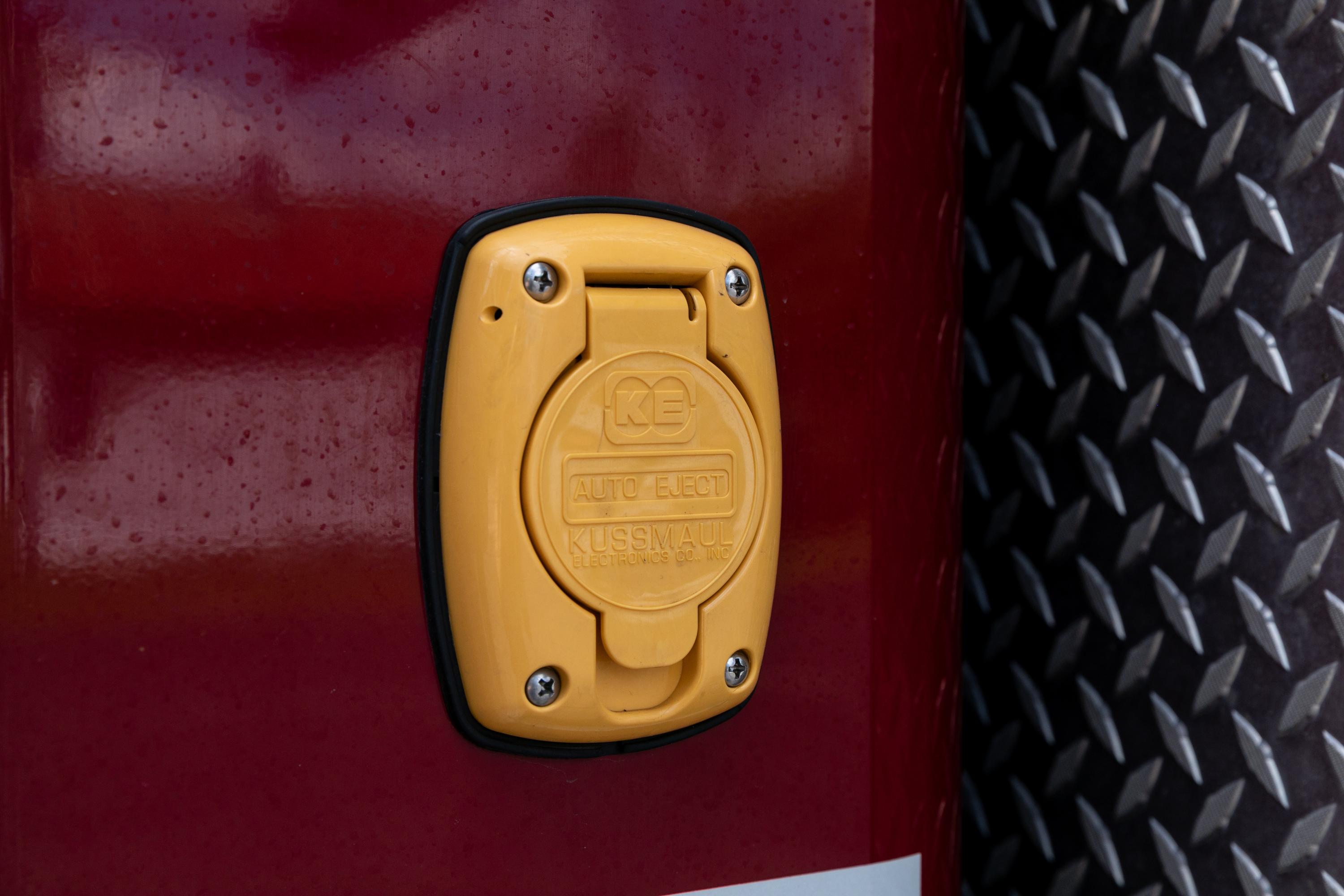 2001 KME Kenworth Pumper Tanker - image 89