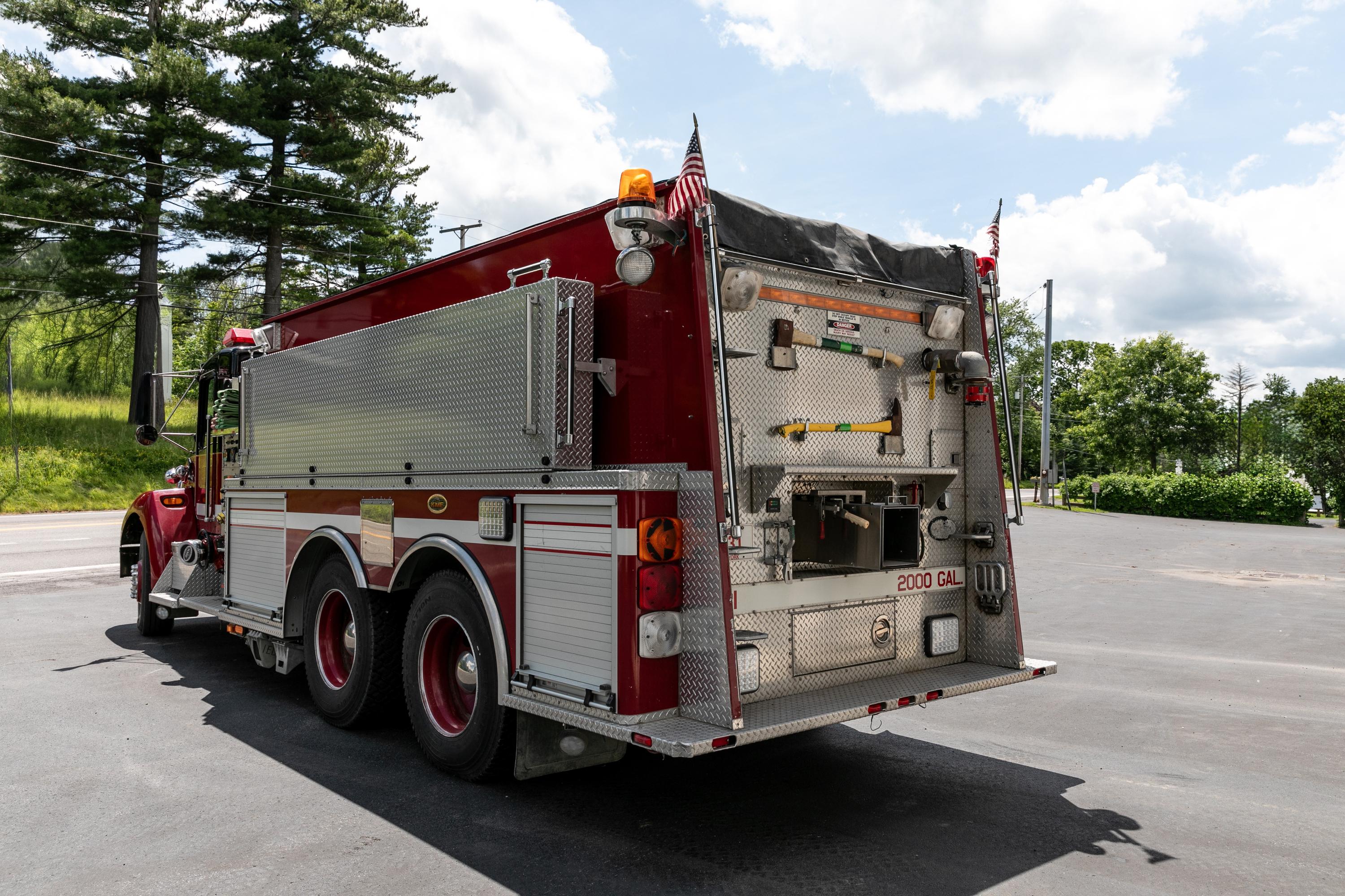 2001 KME Kenworth Pumper Tanker - image 7