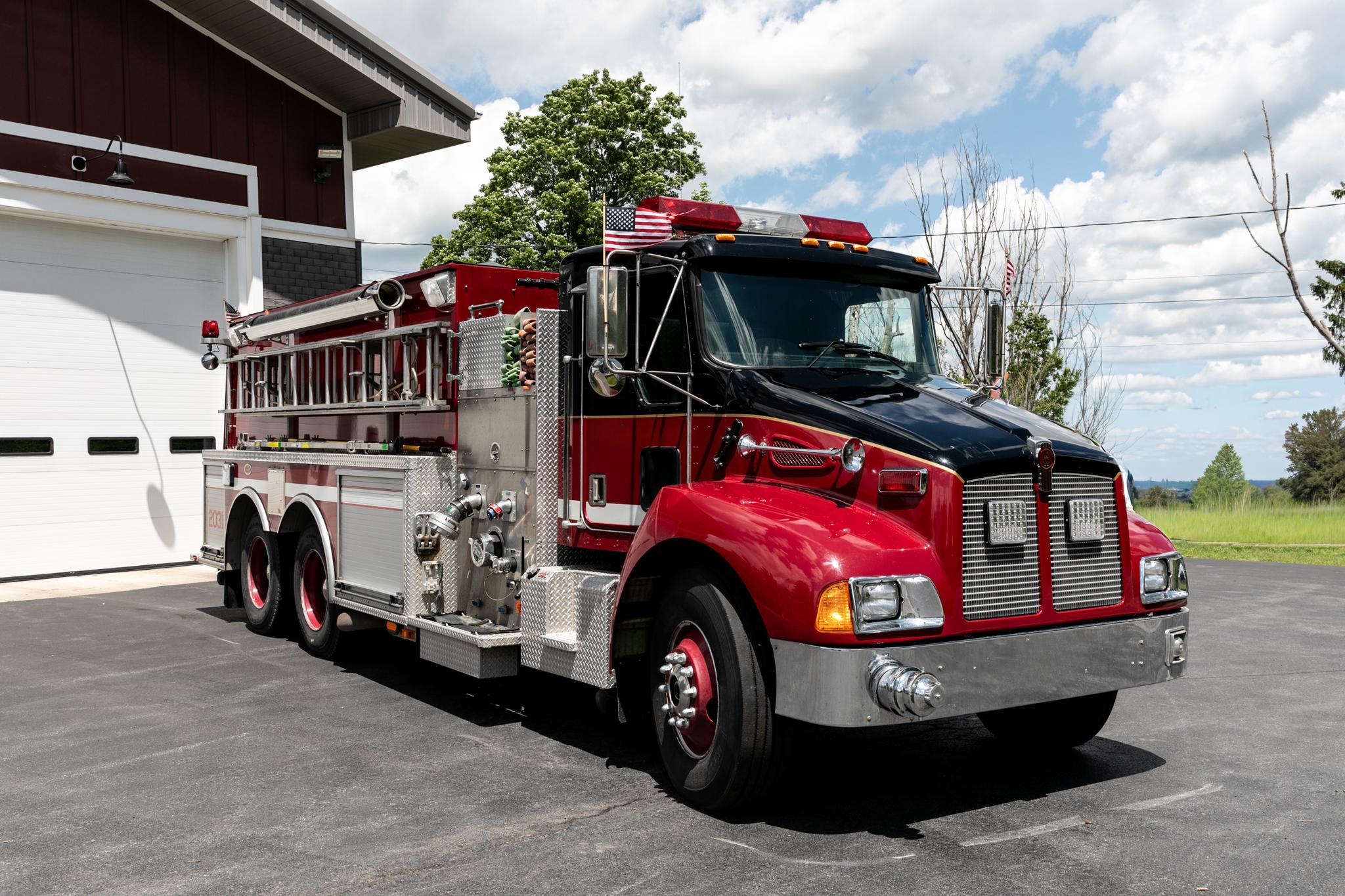 2001 KME Kenworth Pumper Tanker - image 3