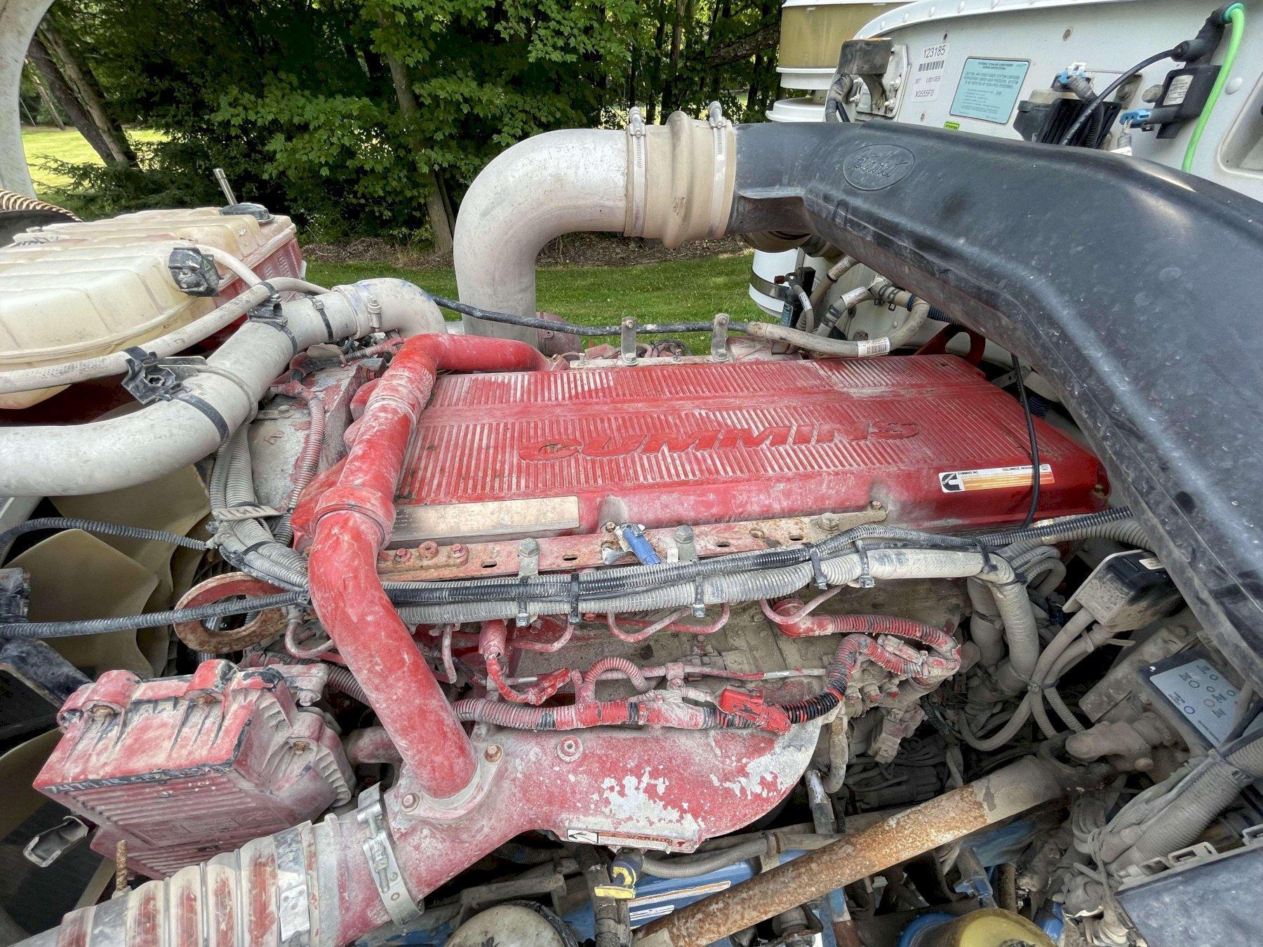 2011 Peterbilt 367 Flat Top Sleeper - image 27