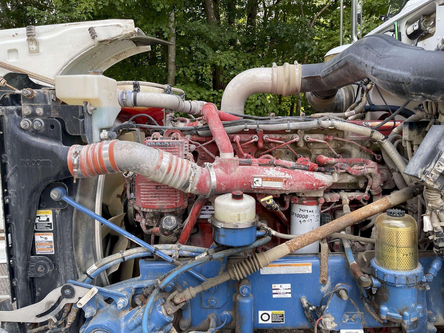 2011 Peterbilt 367 Flat Top Sleeper - image 26