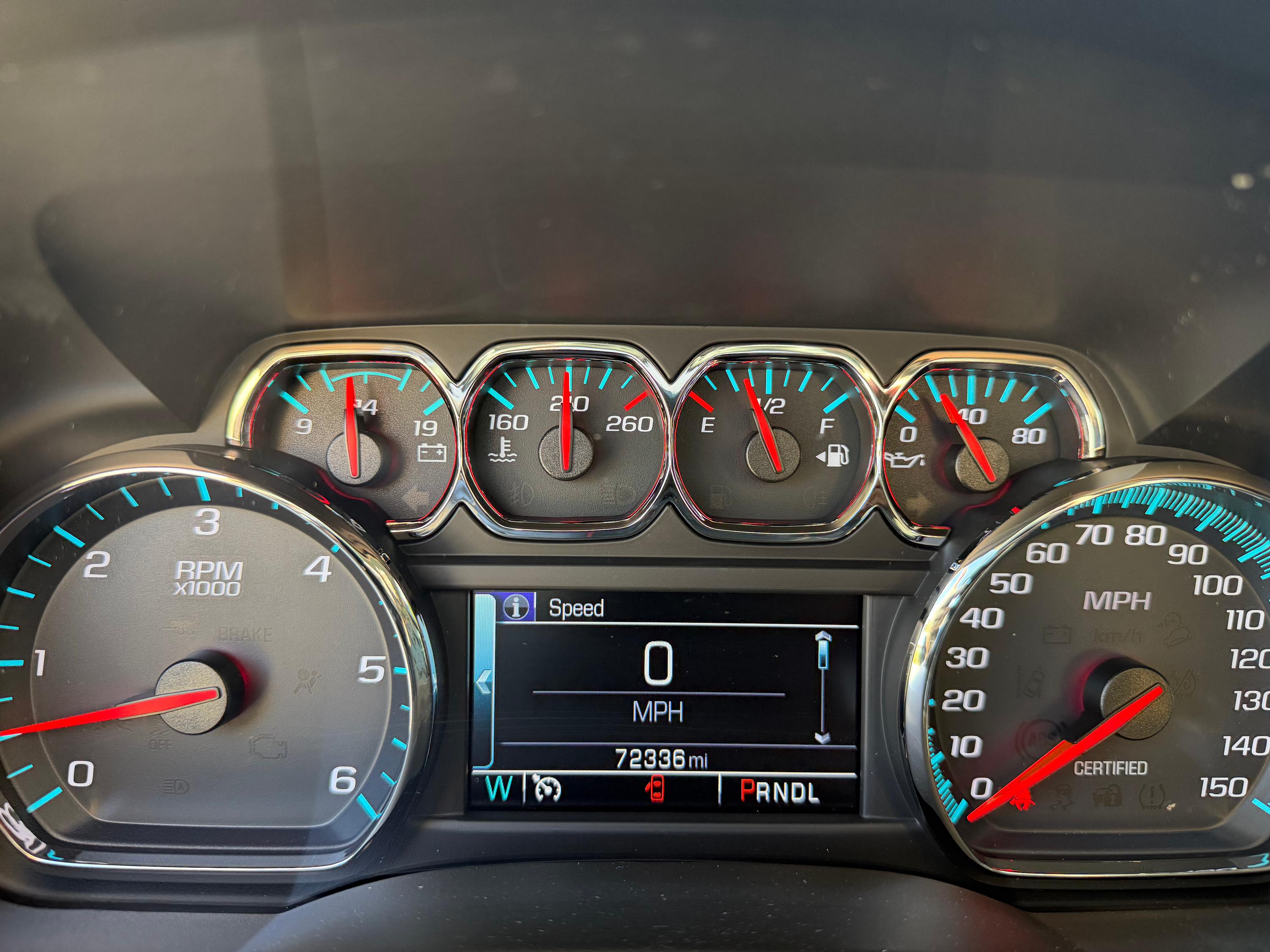 2019 Chevrolet Tahoe **Fully Equipped** - image 15