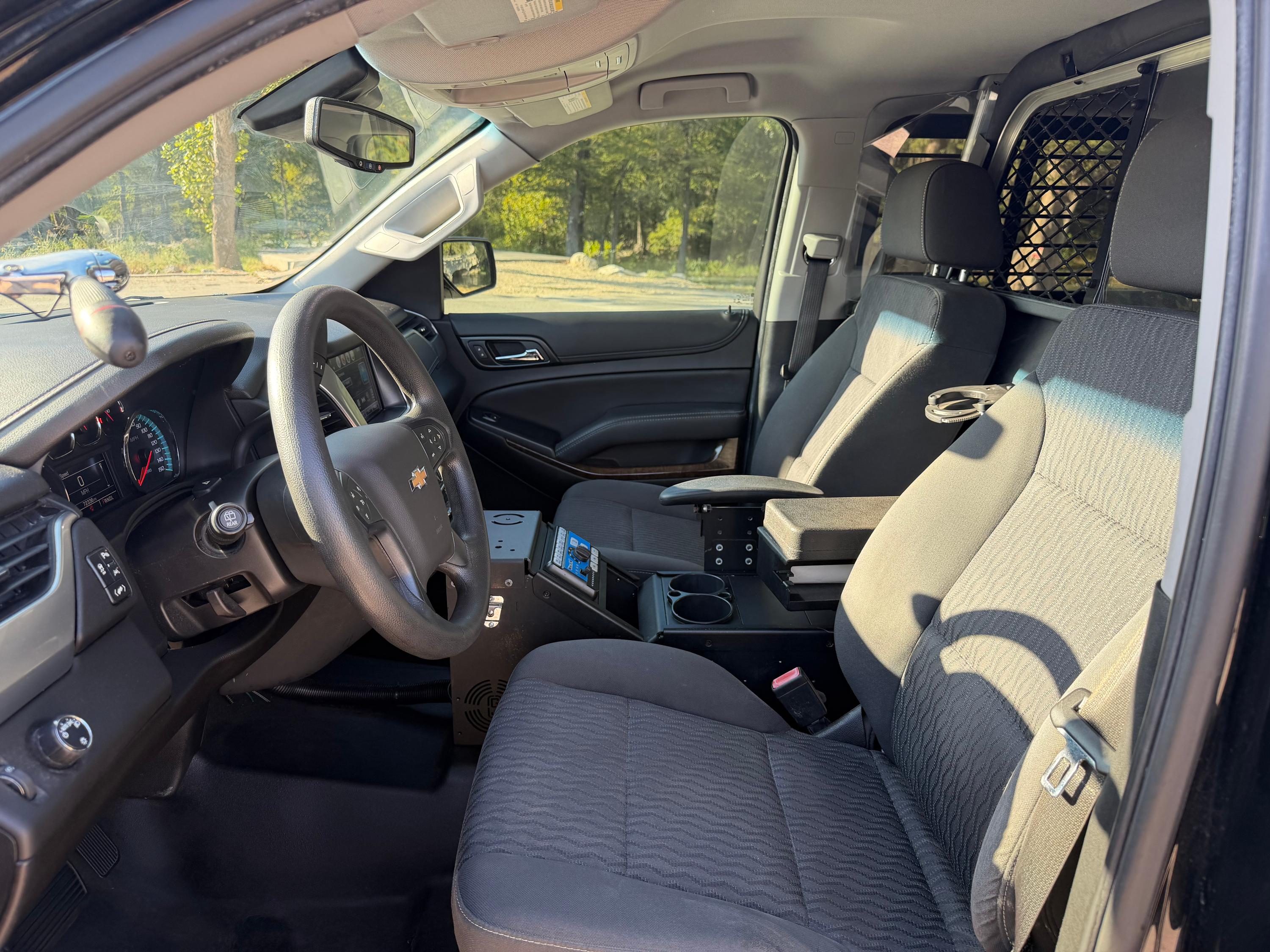2019 Chevrolet Tahoe **Fully Equipped** - image 8