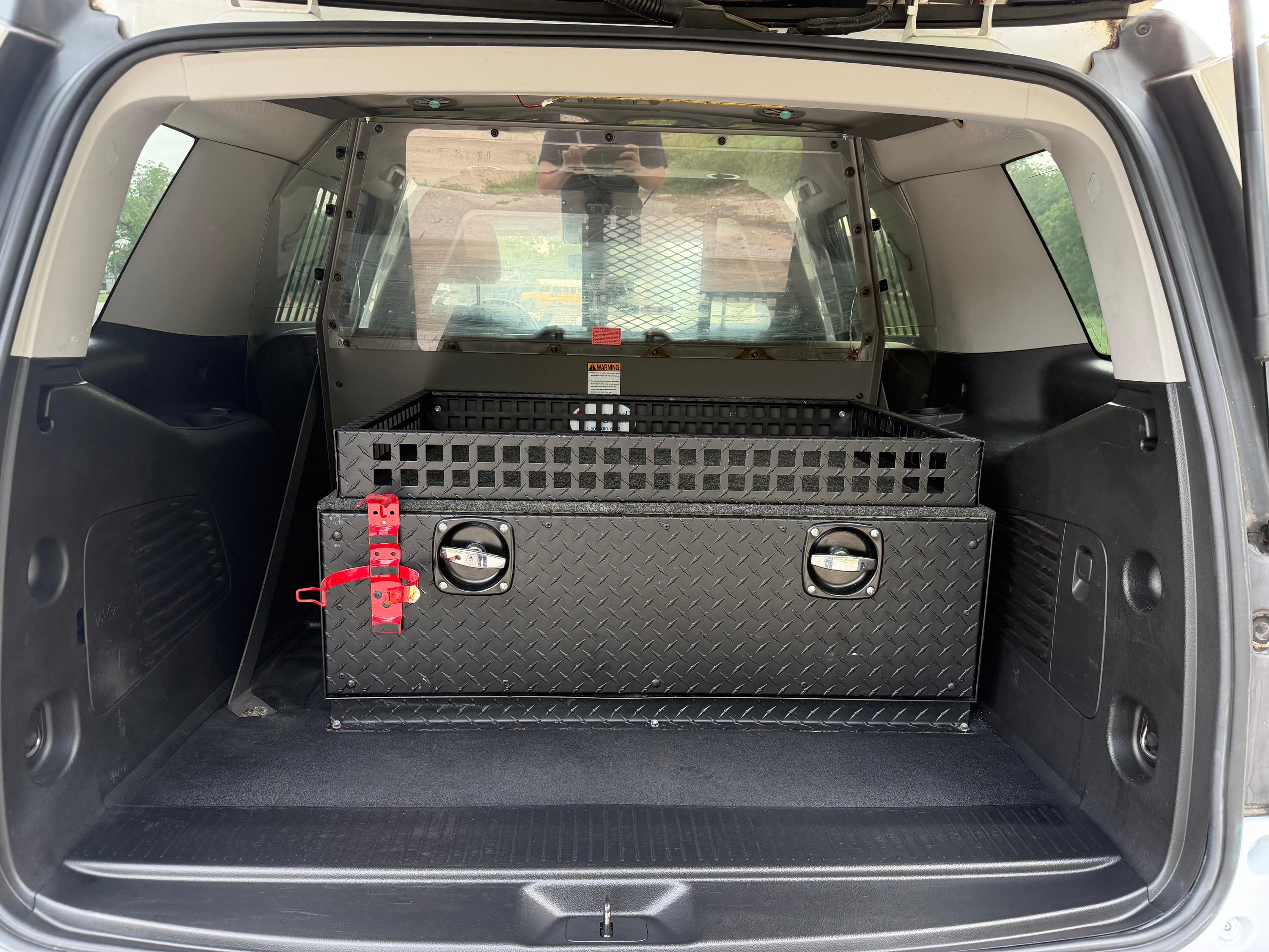 2016 Chevrolet Tahoe Police **Fully Equipped** - image 9