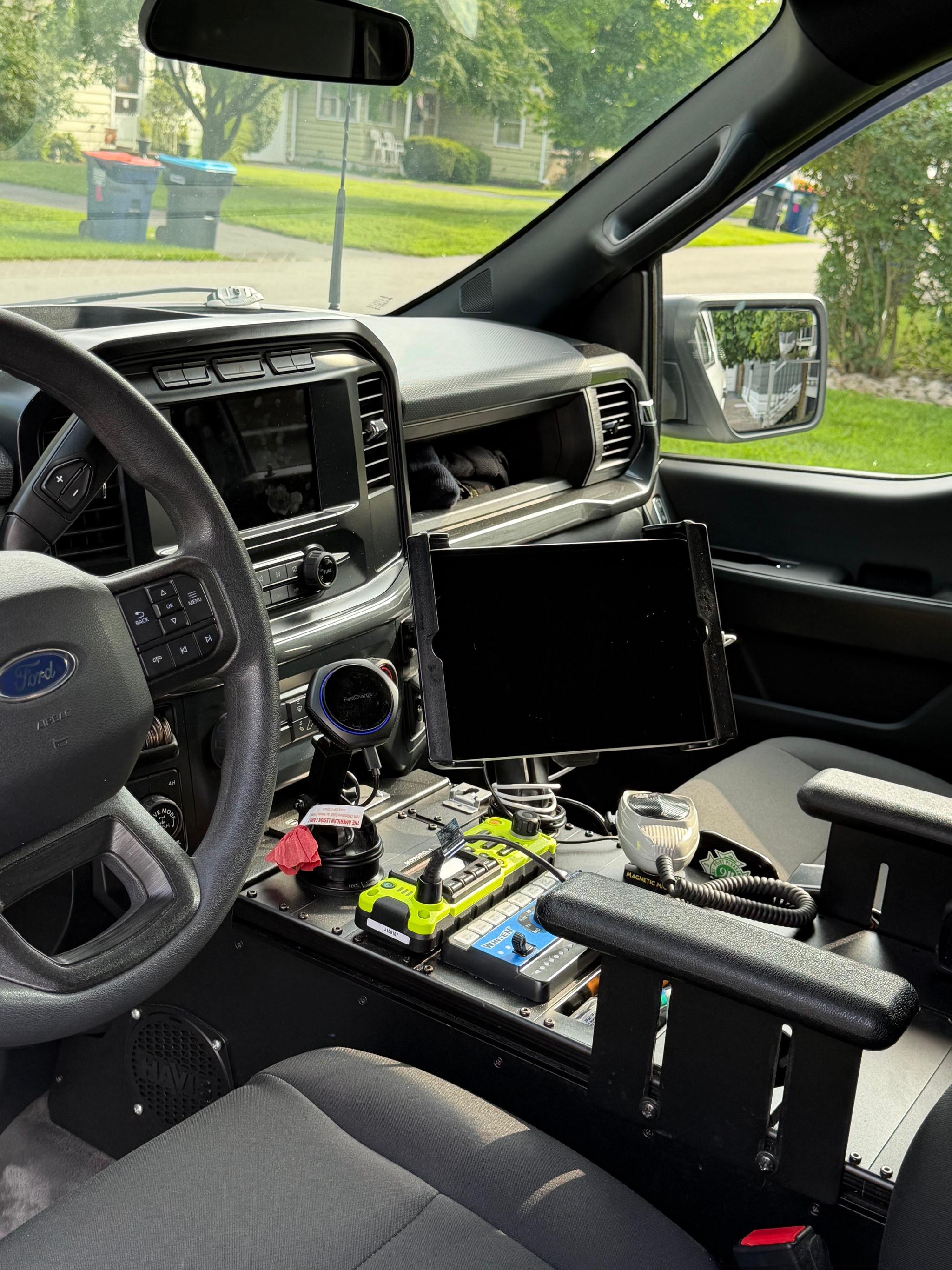 2022 Ford F-150 4x4 Command Unit - image 5