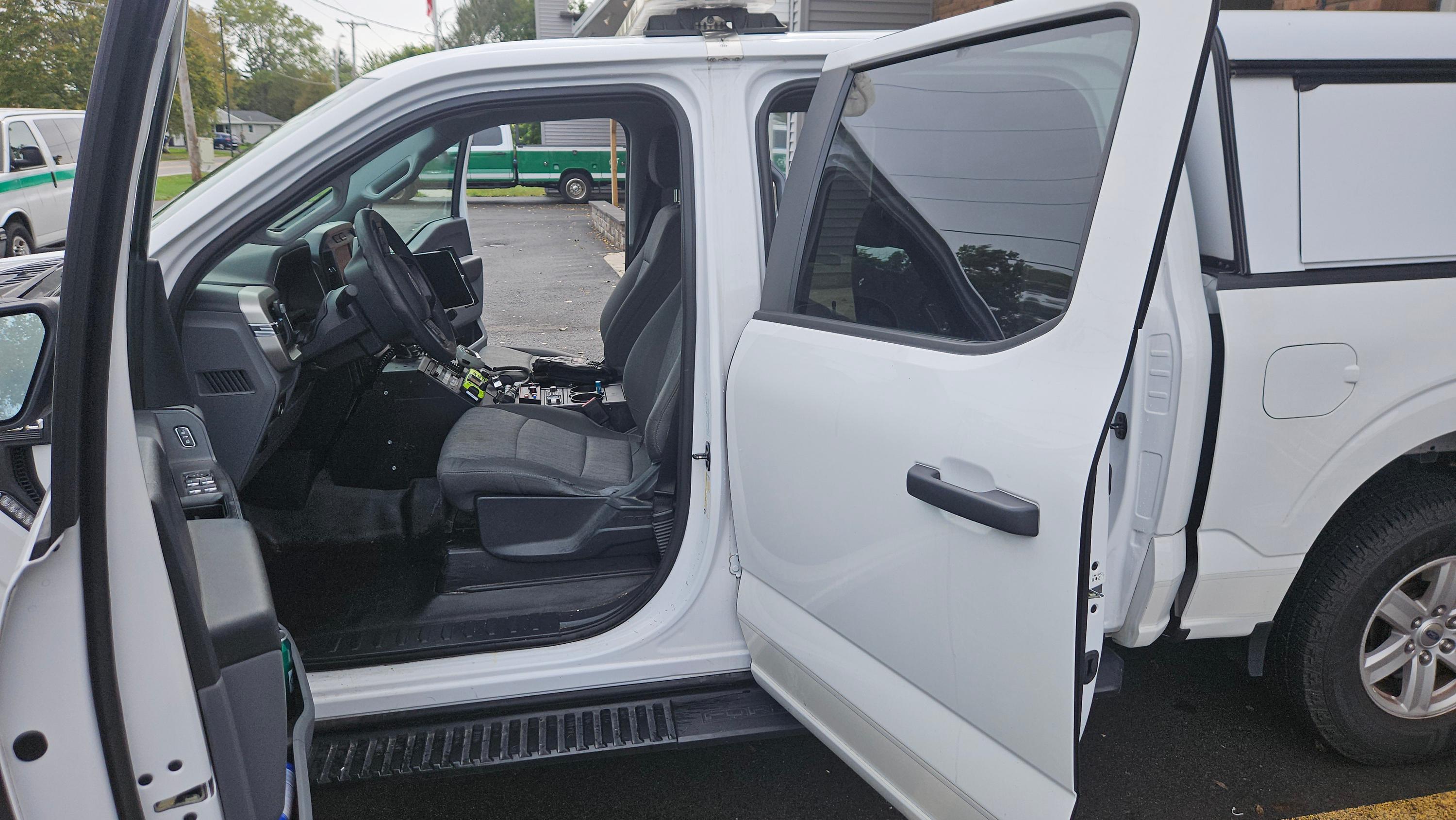 2021 Ford F-150 4x4 Command Unit - image 9