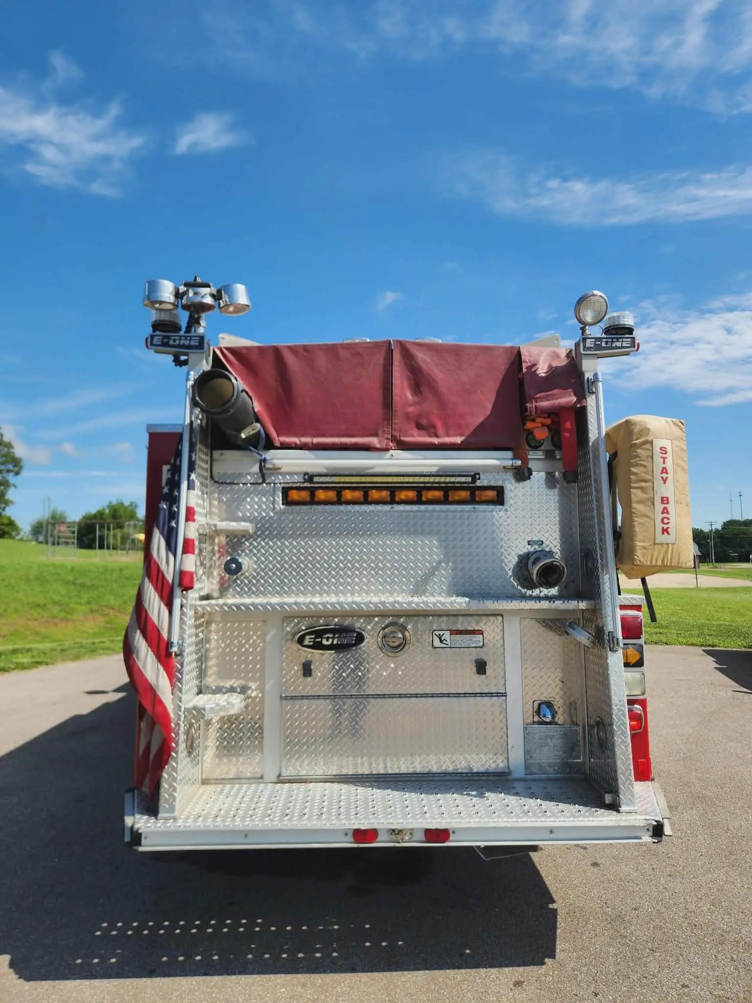 1997 E-One International Pumper - image 6