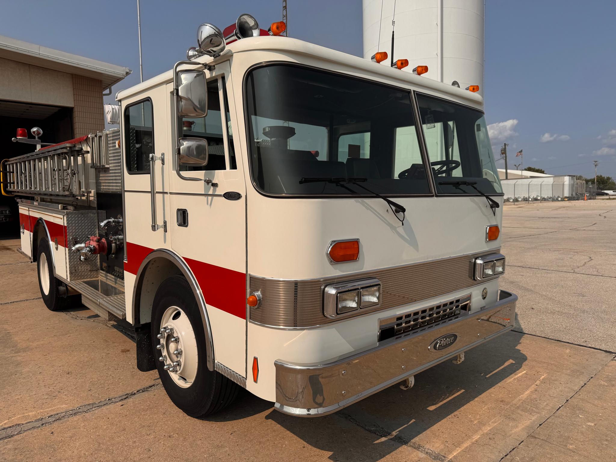 1989 Pierce Dash Pumper - image 2
