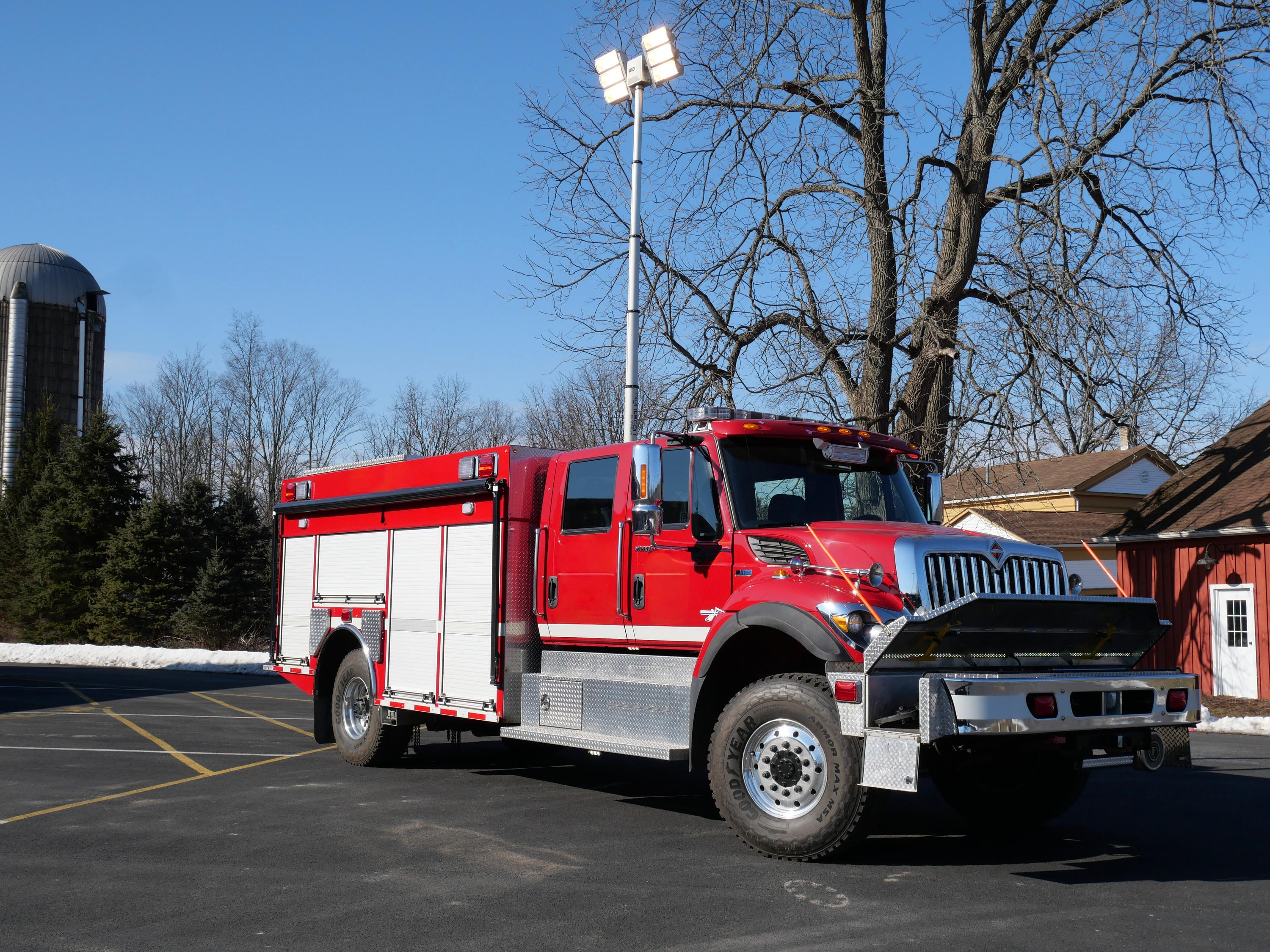 2012 Summit International 4x4 Medium Rescue - image 57